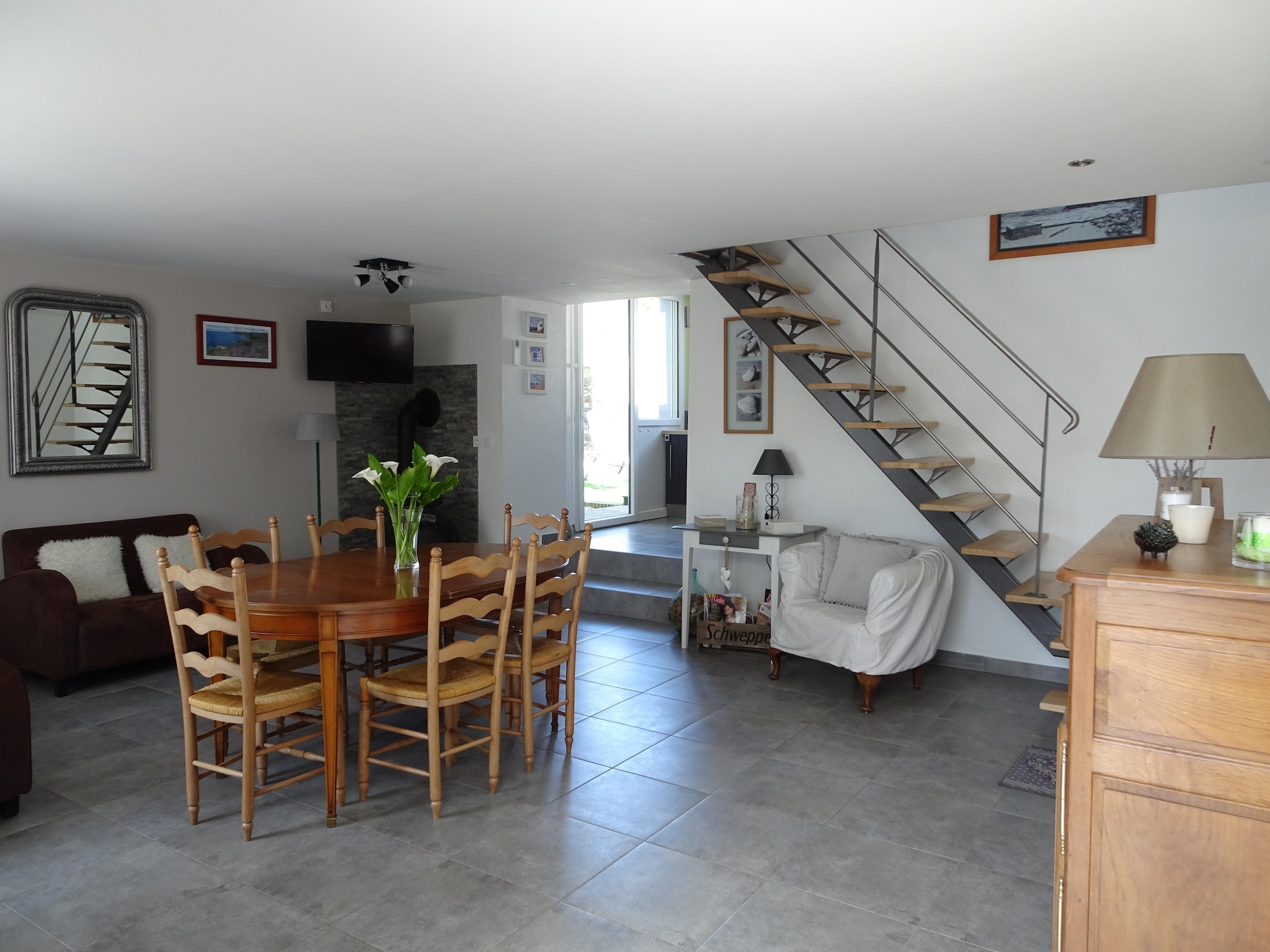   Holiday home in Bricqueville sur Mer