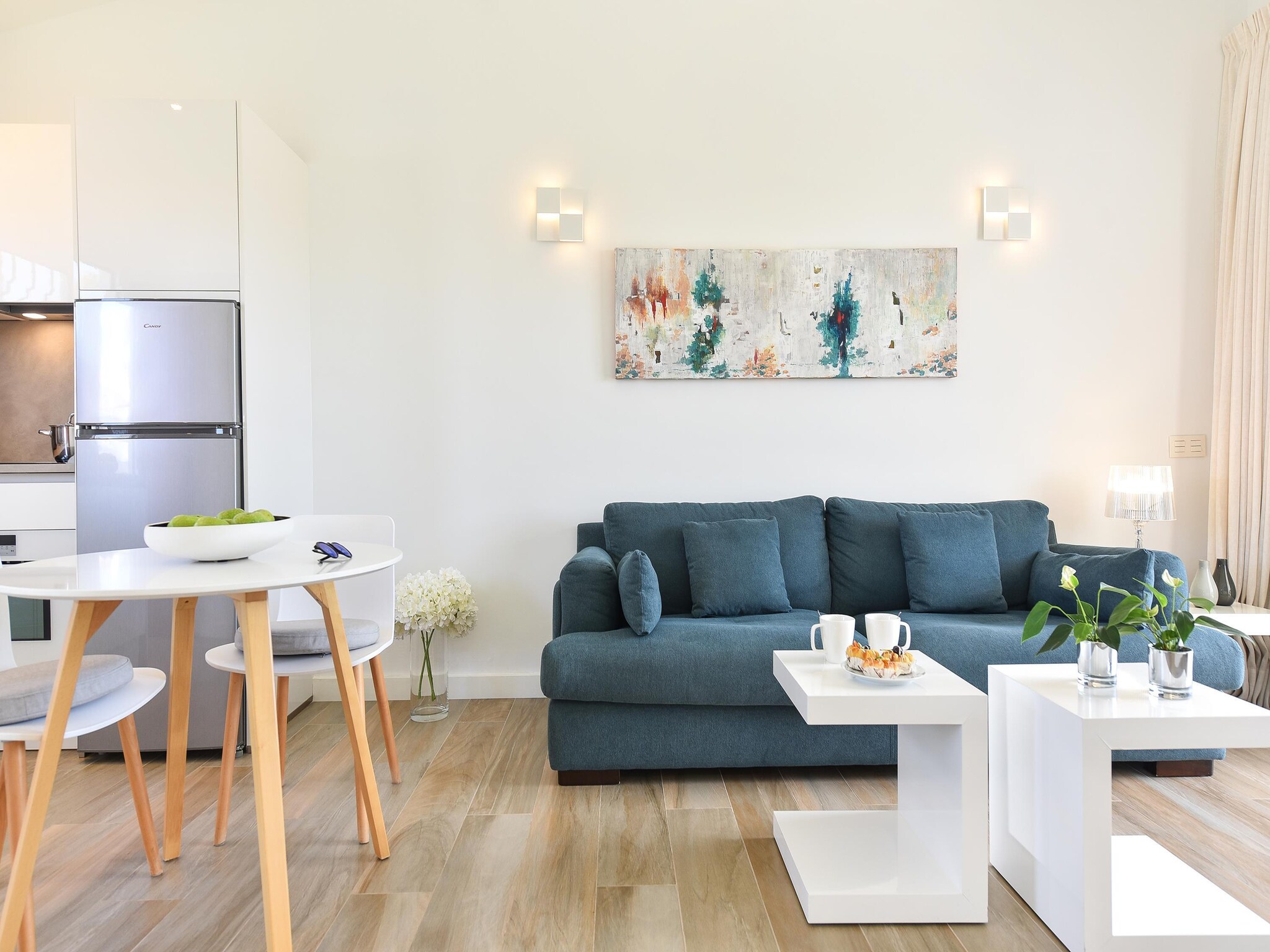 Apartment Santa Barbara EMC2