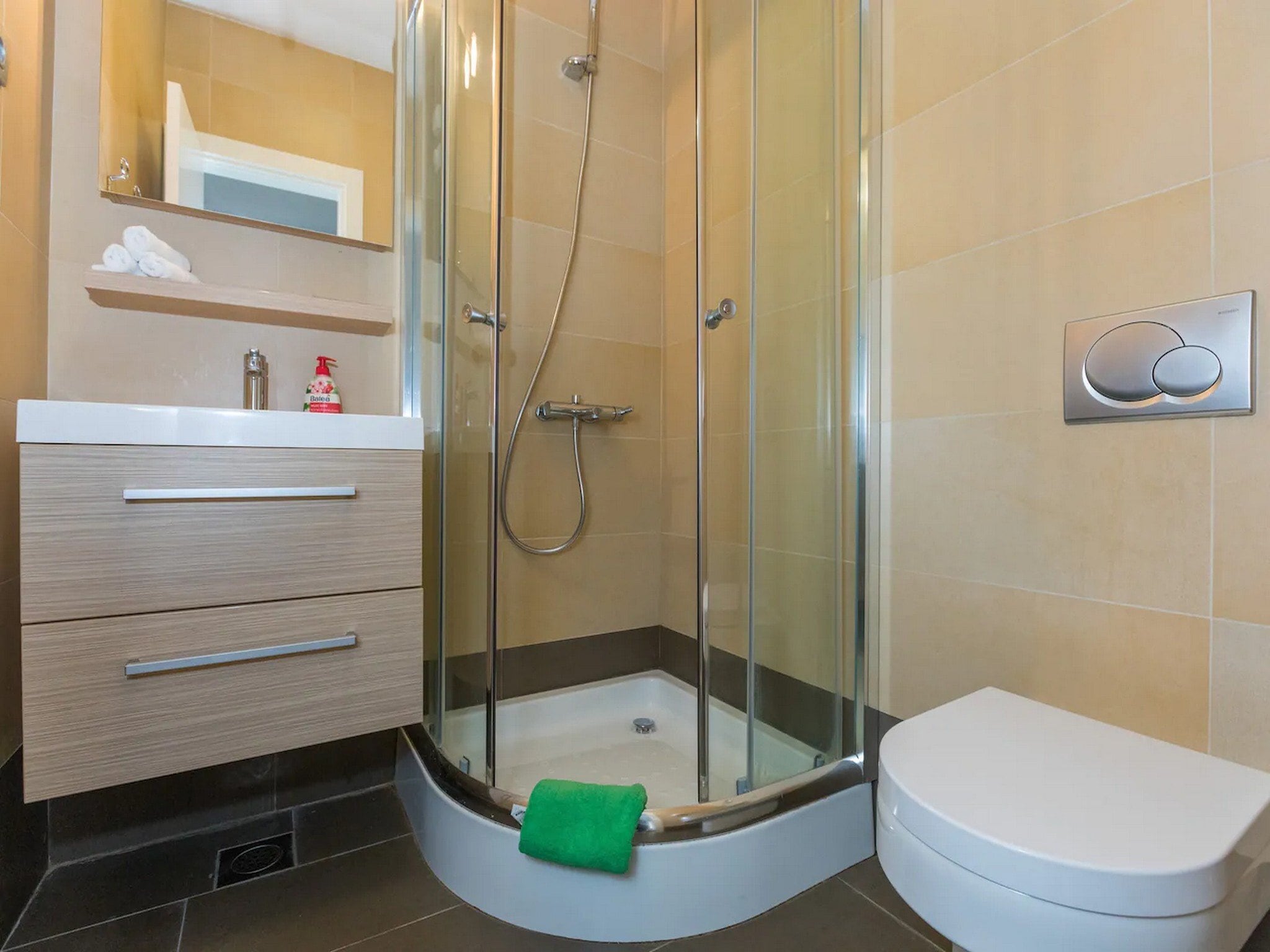 Apartmá City Holiday Apartment - One Bedroom Apartment wit