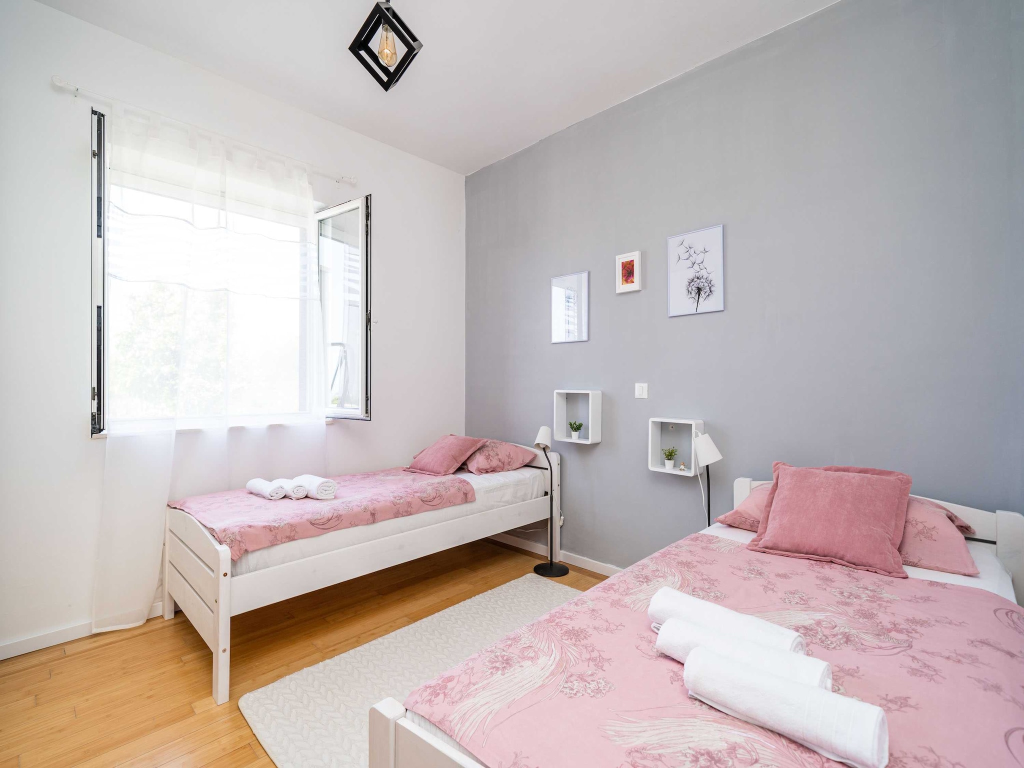 Apartmá Apartment Doma - Two Bedroom Apartment with Terrac