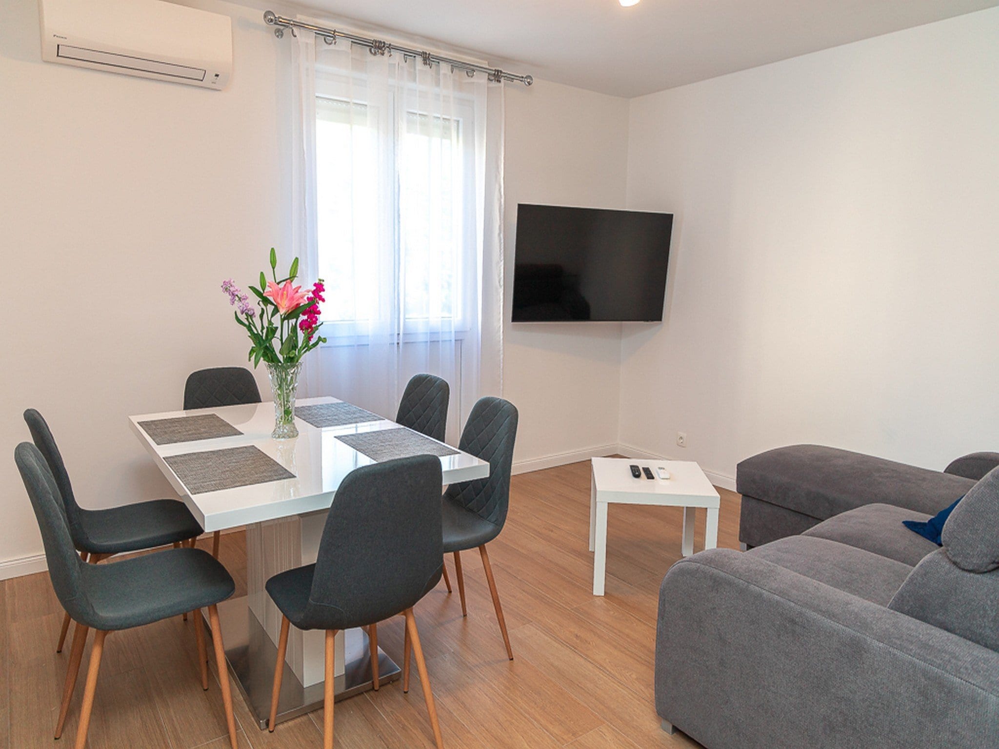 Apartmá Apartment Matea - Two Bedroom Apartment with Balco