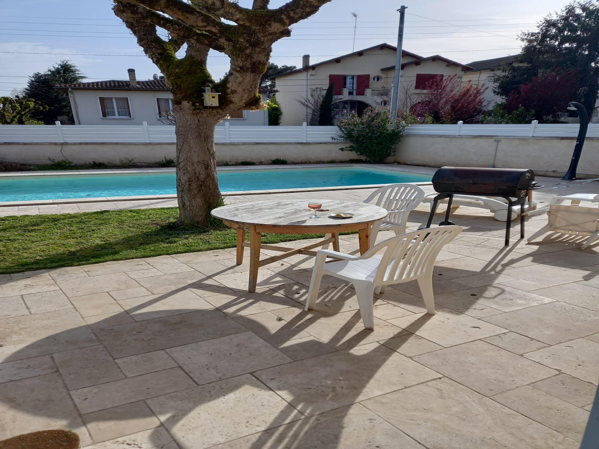   Maison Pool
