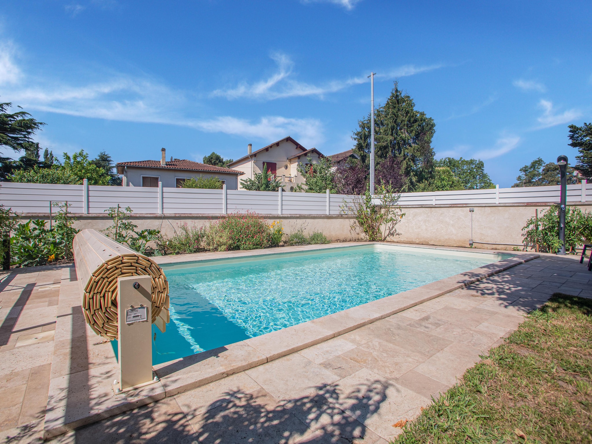   Maison Pool