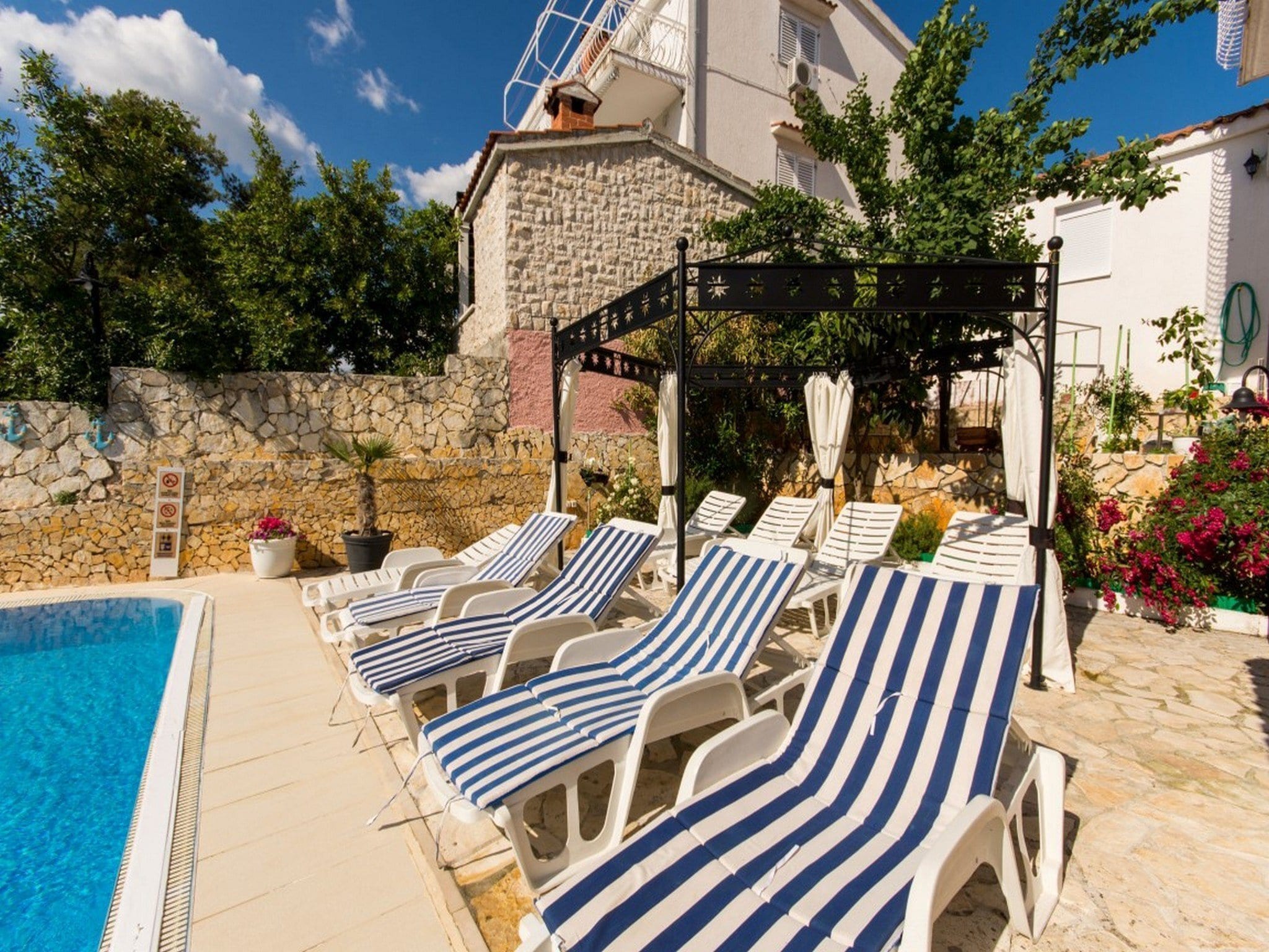 Apartmá Villa Stil - Studio Apartment with Balcony and Sea