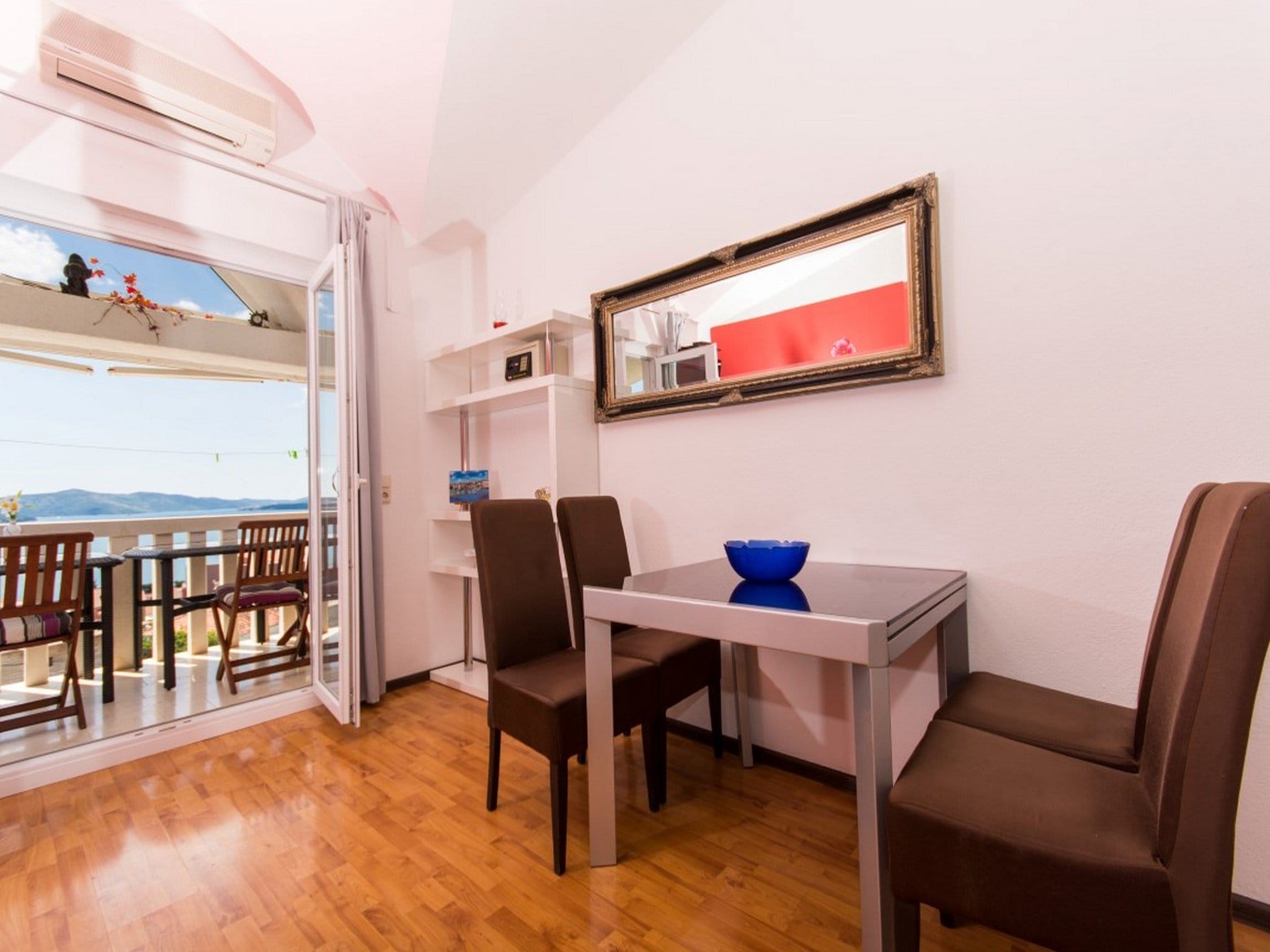 Apartmá Villa Stil - Two Bedroom Apartment with Balcony an