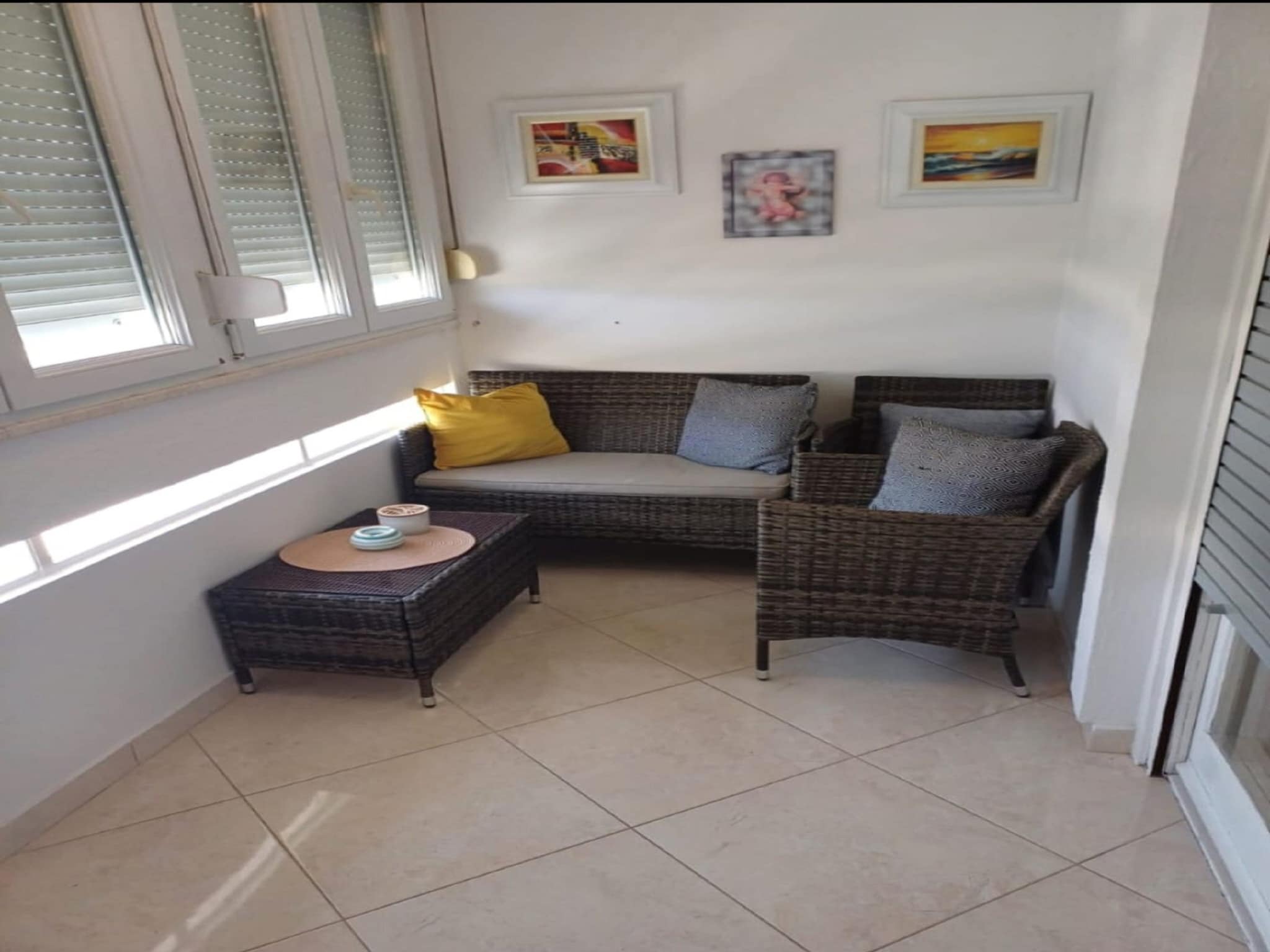 Apartmá Apartment Alba - Three Bedroom Apartment with Logg