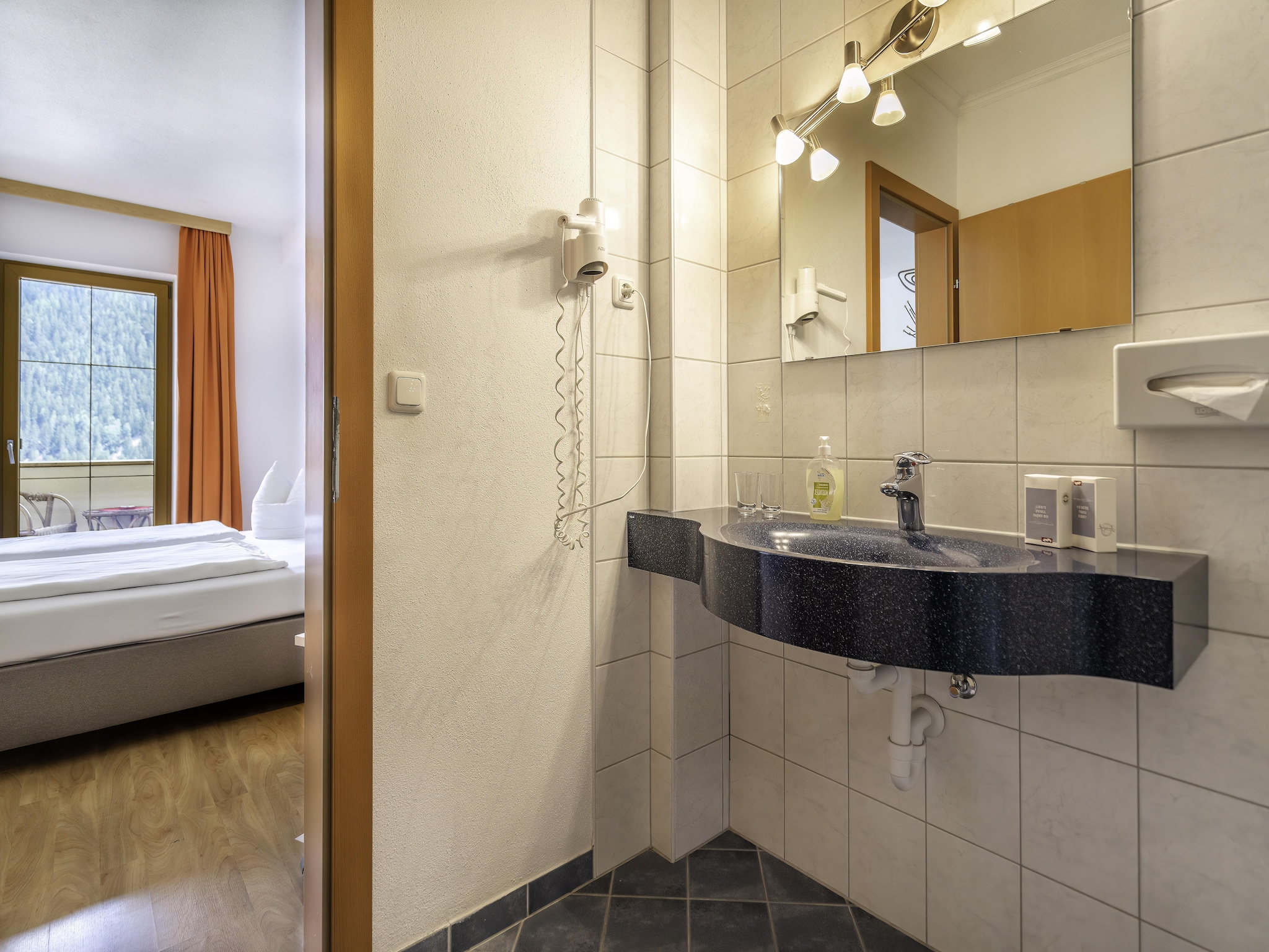 Leilighet Apartment 4