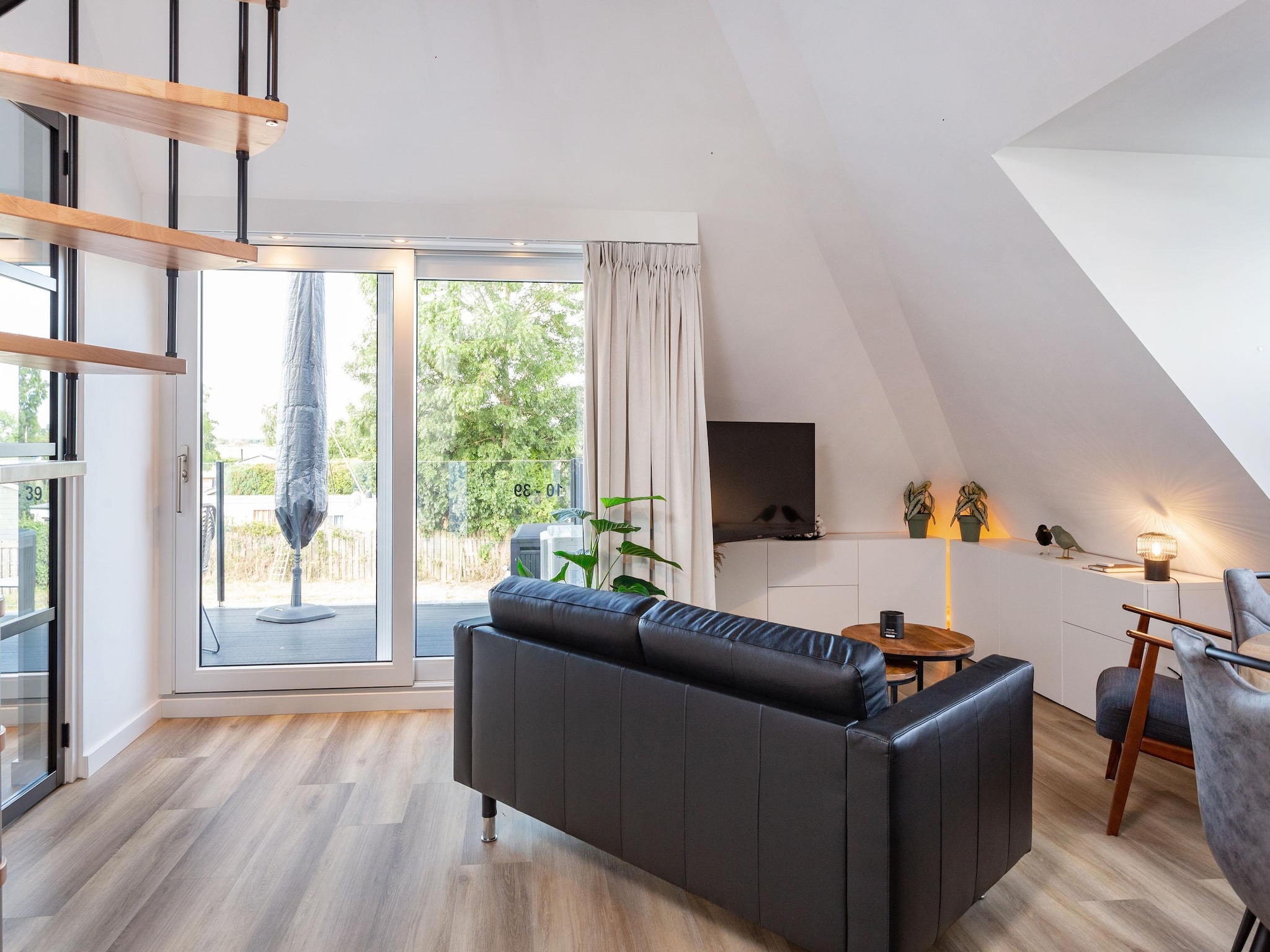 Appartement Paviljoenwei 10  Offingawier 'Mar'