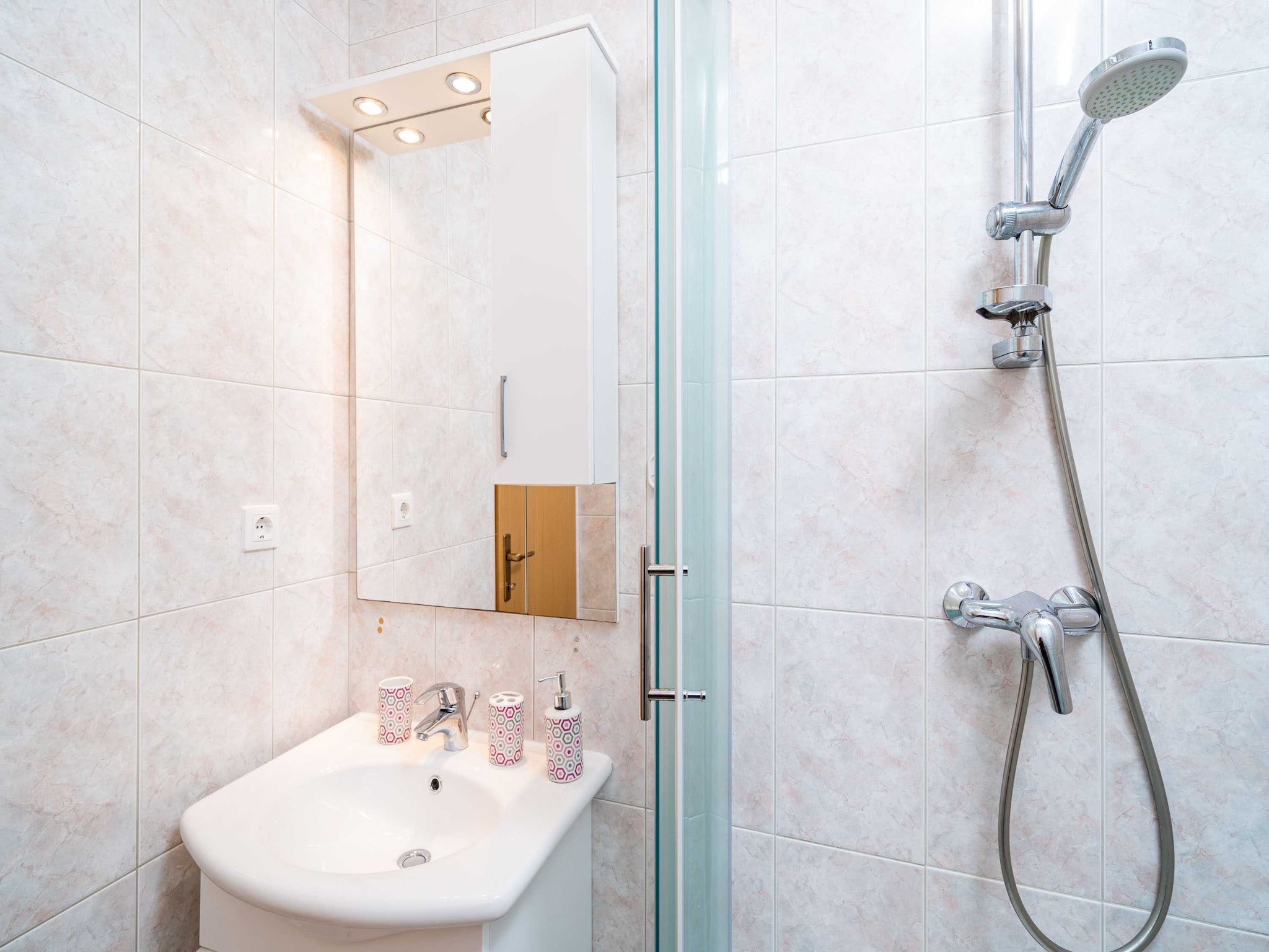 Apartmá Apartments Zarac - One Bedroom Apartment with Terr