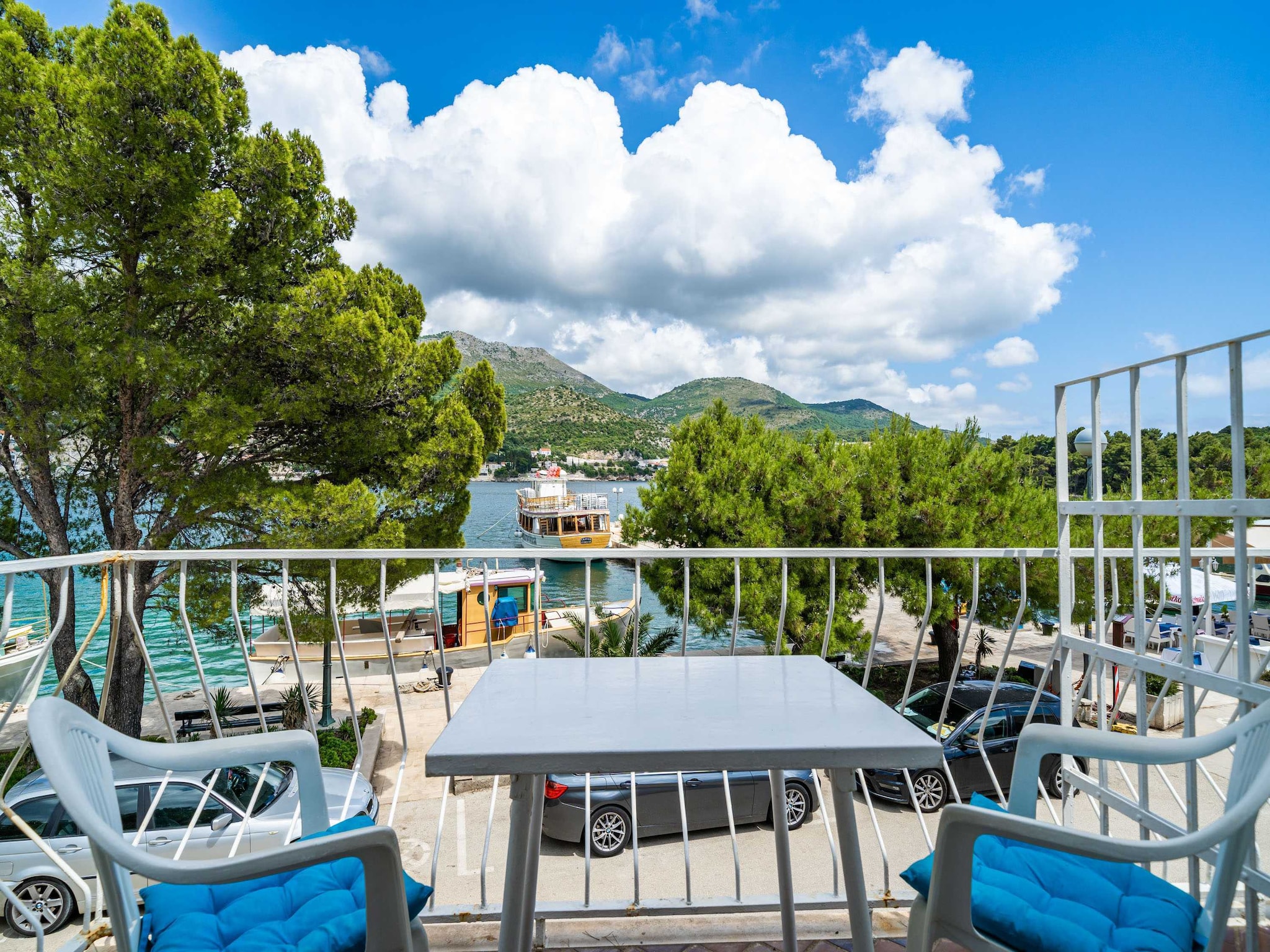 Apartmá Apartments Zarac - One Bedroom Apartment with Balc