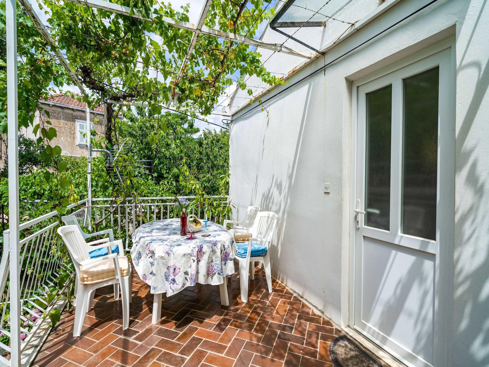 Apartmá Apartments Zarac - One Bedroom Apartment with Balc