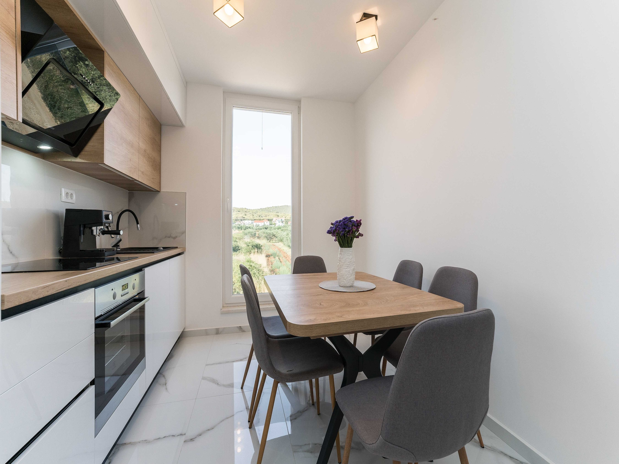 Apartmá Luxury D Apartments - Two Bedroom Apartment with T