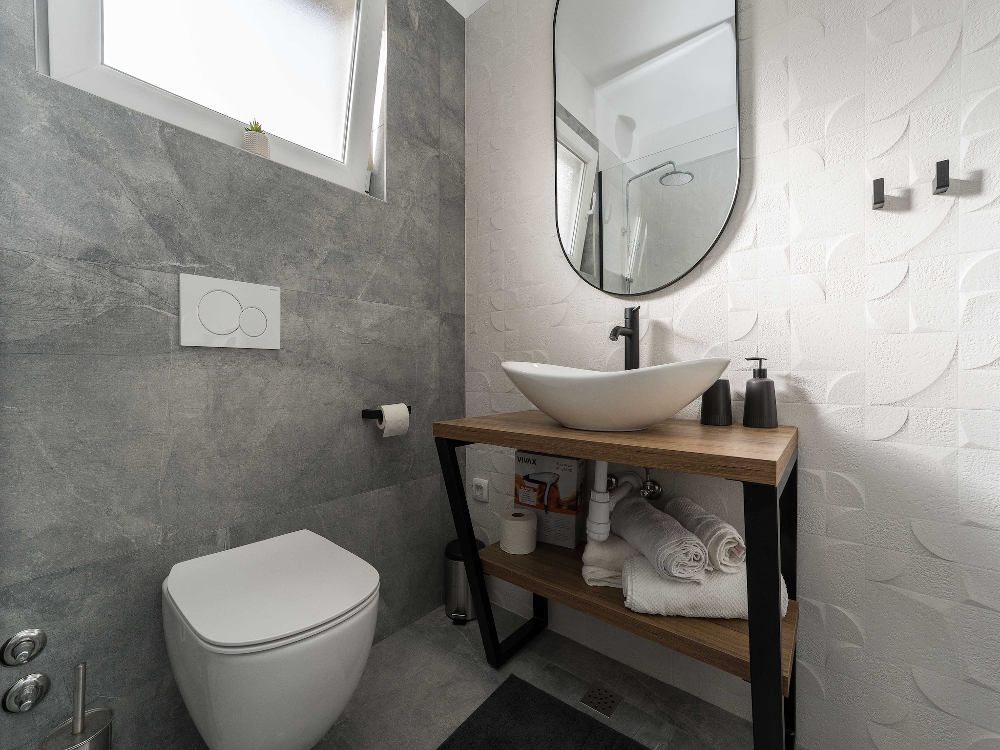 Apartmá Luxury D Apartments - Two Bedroom Apartment with T