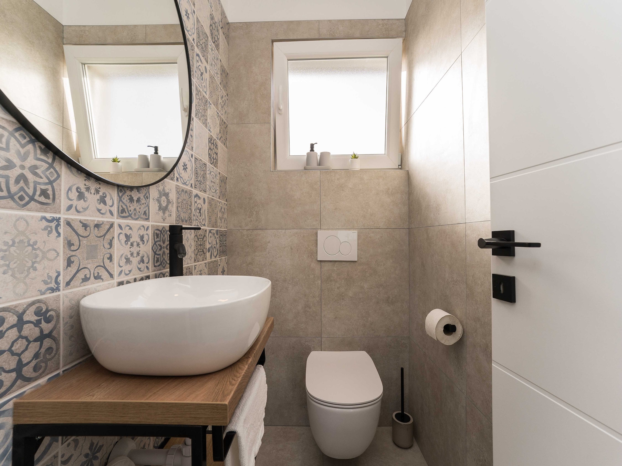 Apartmá Luxury D Apartments - Two Bedroom Apartment with T
