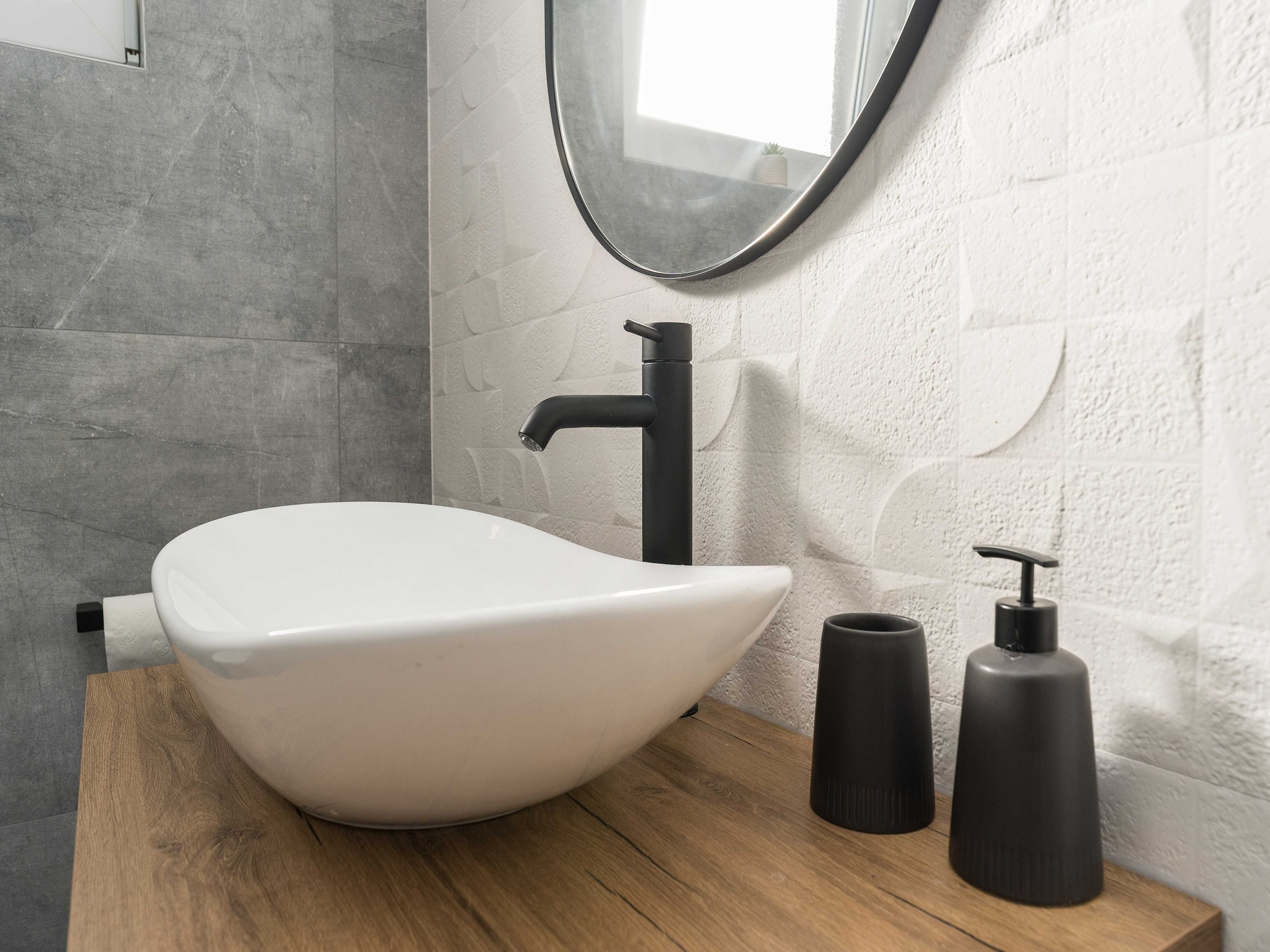 Apartmá Luxury D Apartments - Two Bedroom Apartment with T