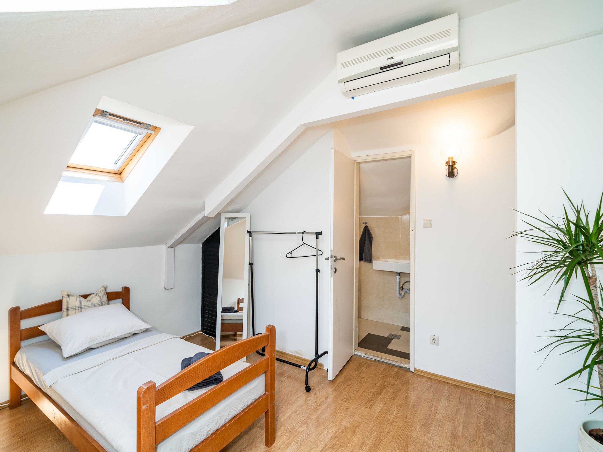 Apartmá Rooms Nina - Double or Twin room with shared terra
