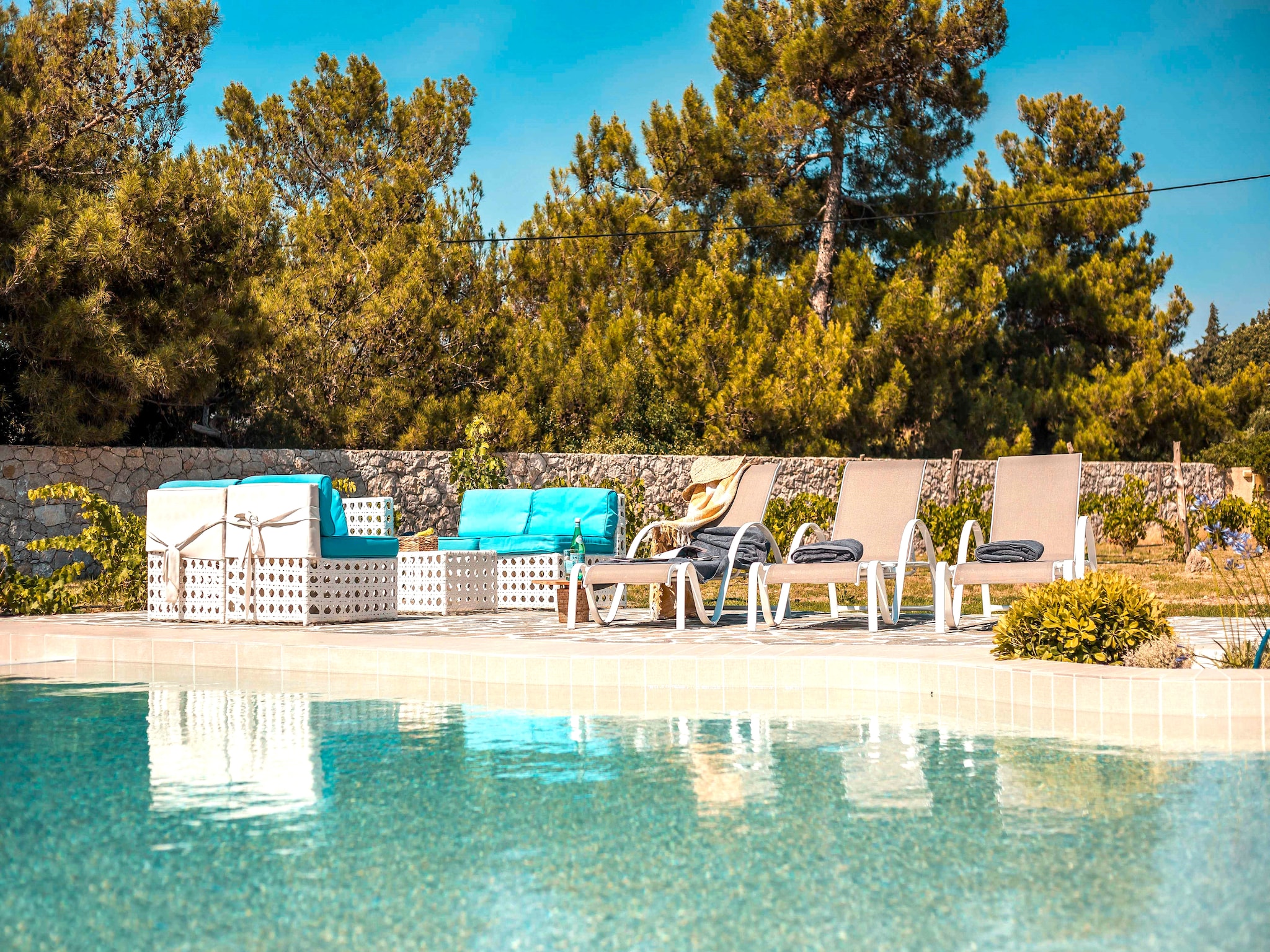   Emarmene Country Home