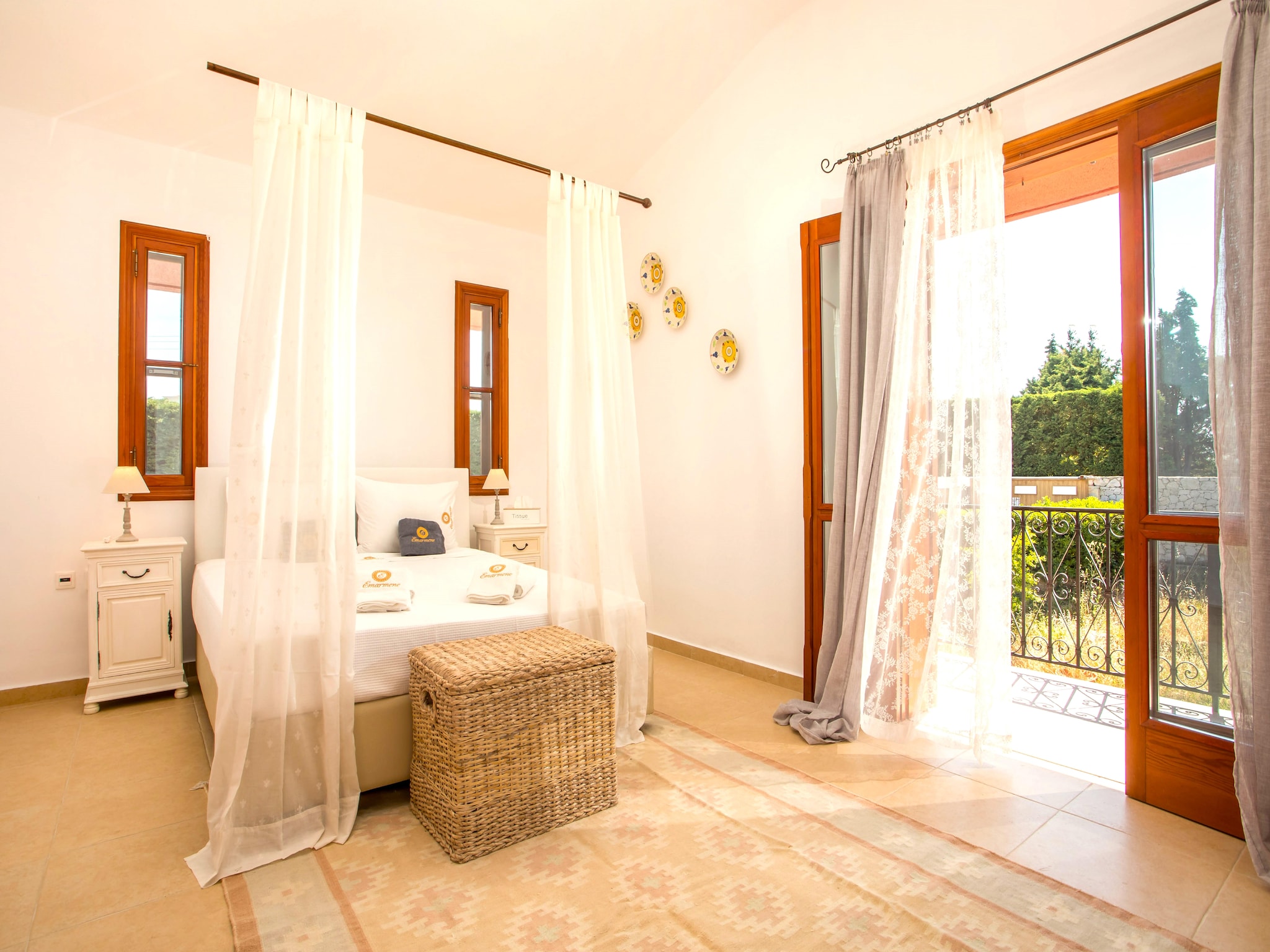   Emarmene Country Home