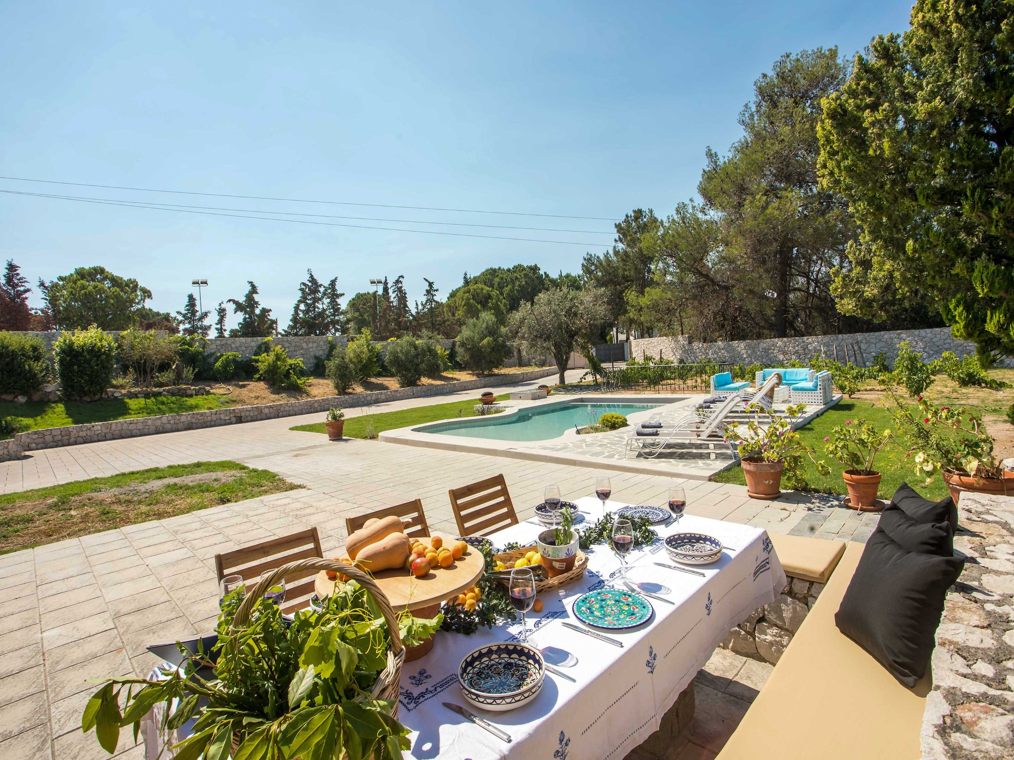   Emarmene Country Home