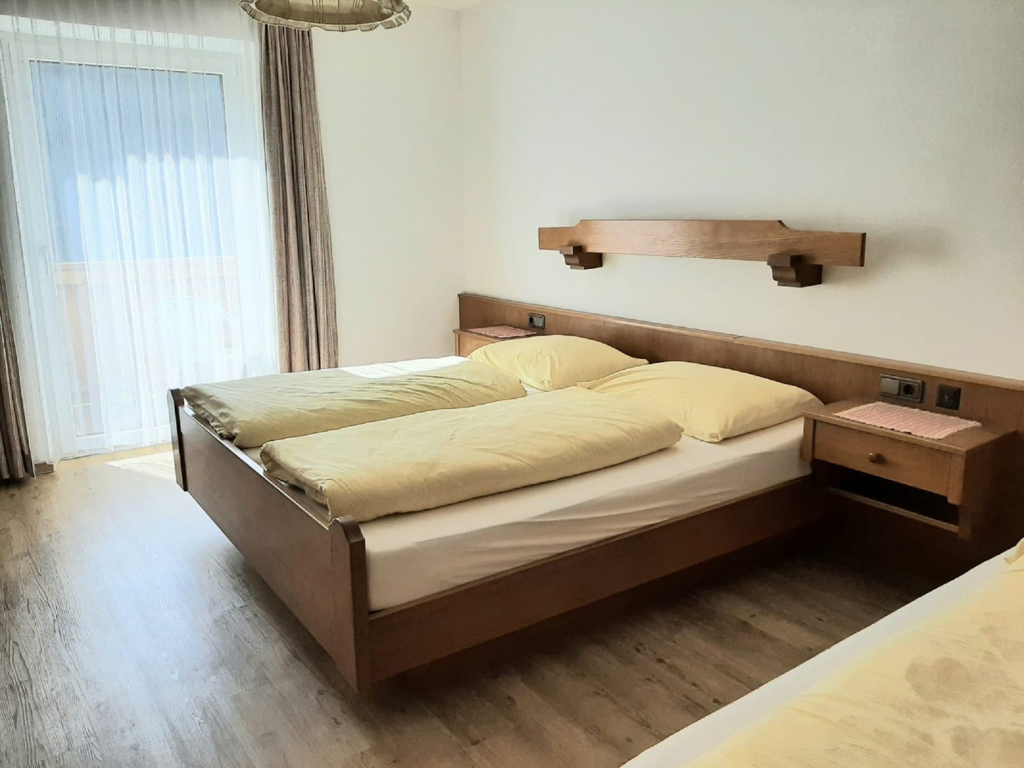 Appartement Hubergut - Ferienwohnung Anna