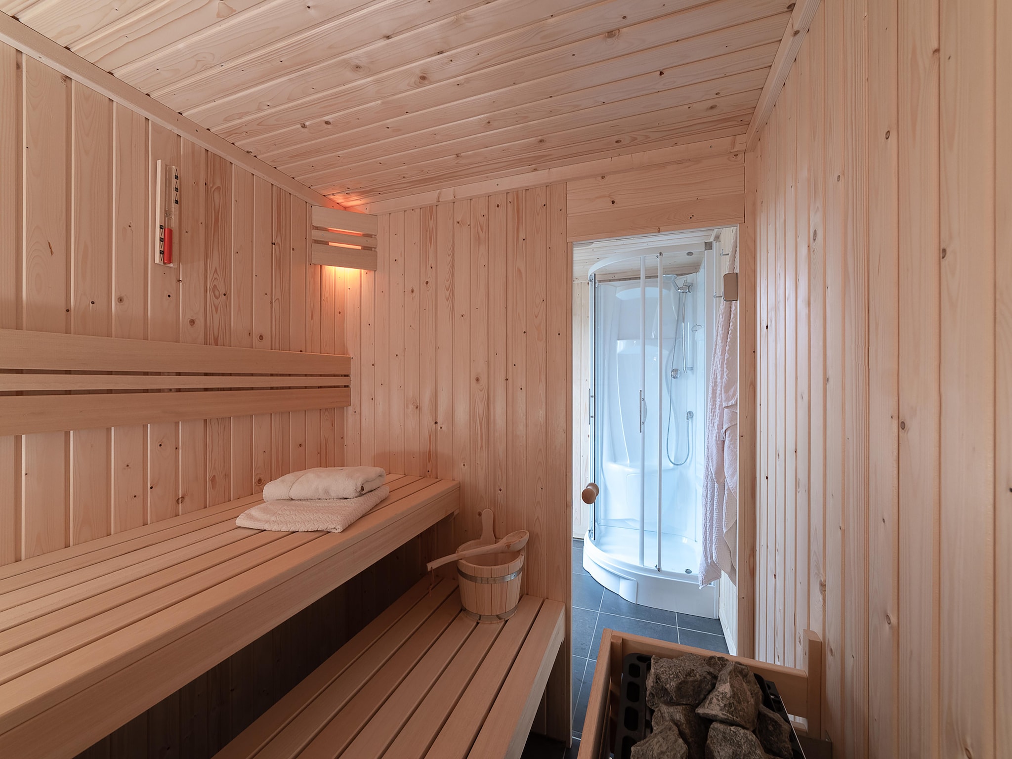   6 persoons vrijstaand met sauna
