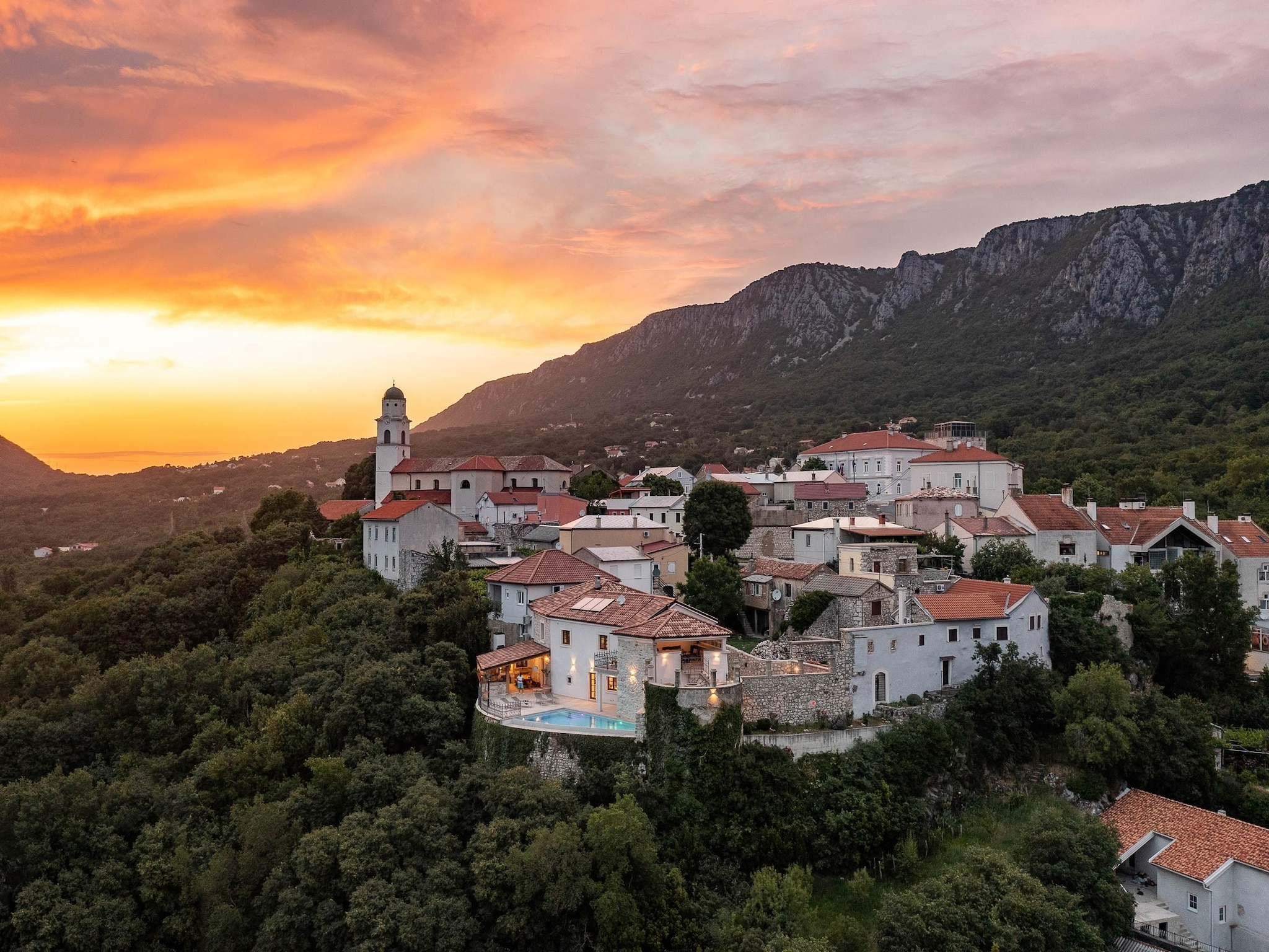 Feriebolig Evini Dvori