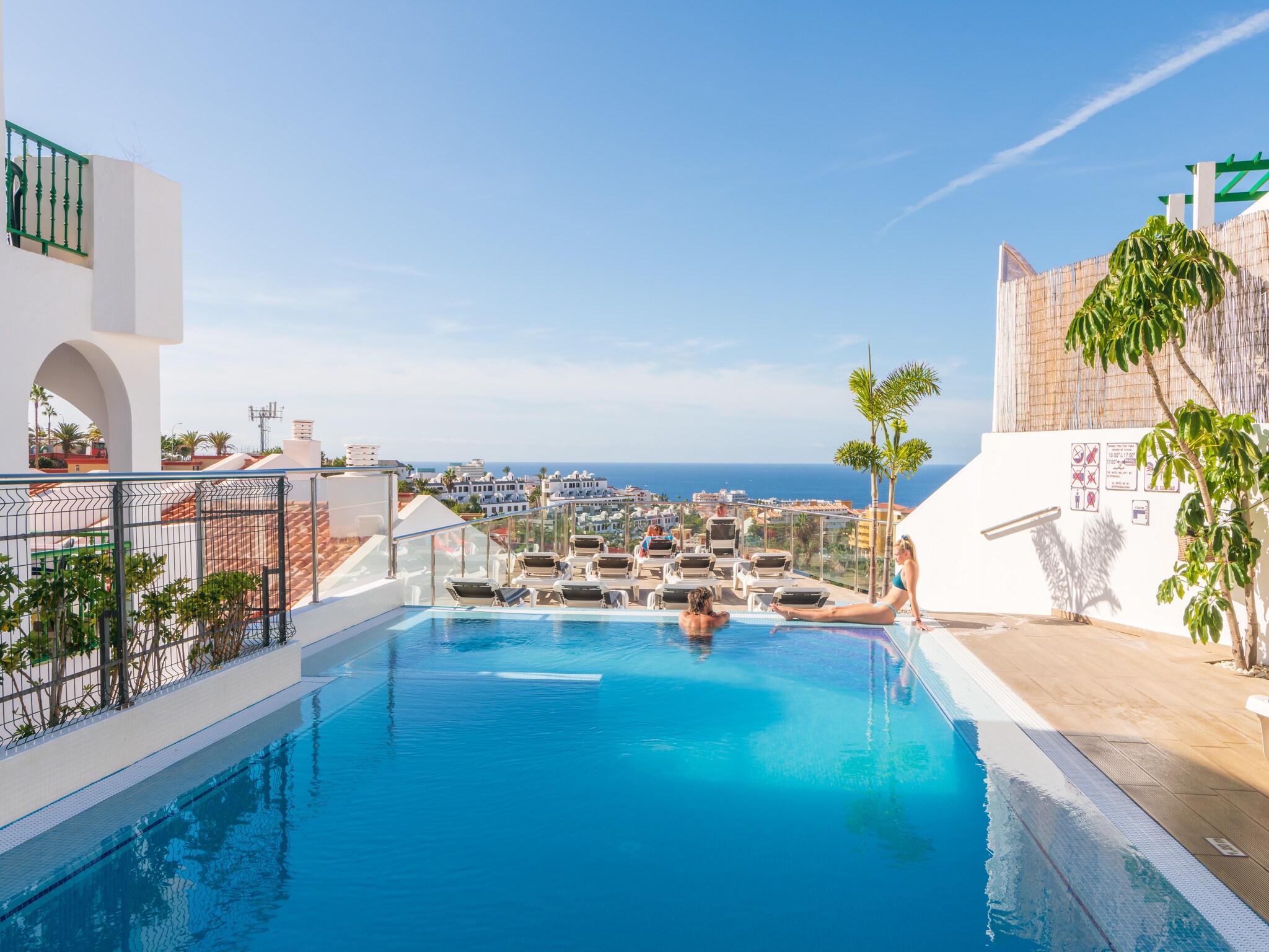 Lomahuoneisto Costa Adeje 1dormitorio 3adults or 2adults 2kids