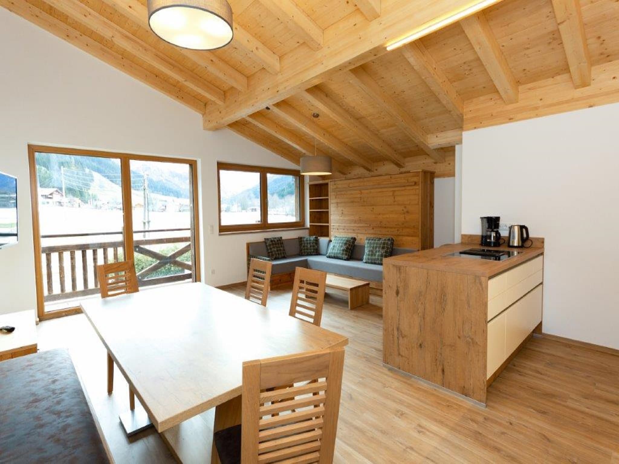   JUCHE FEWO - TAPPENKARSEE - Haus grün