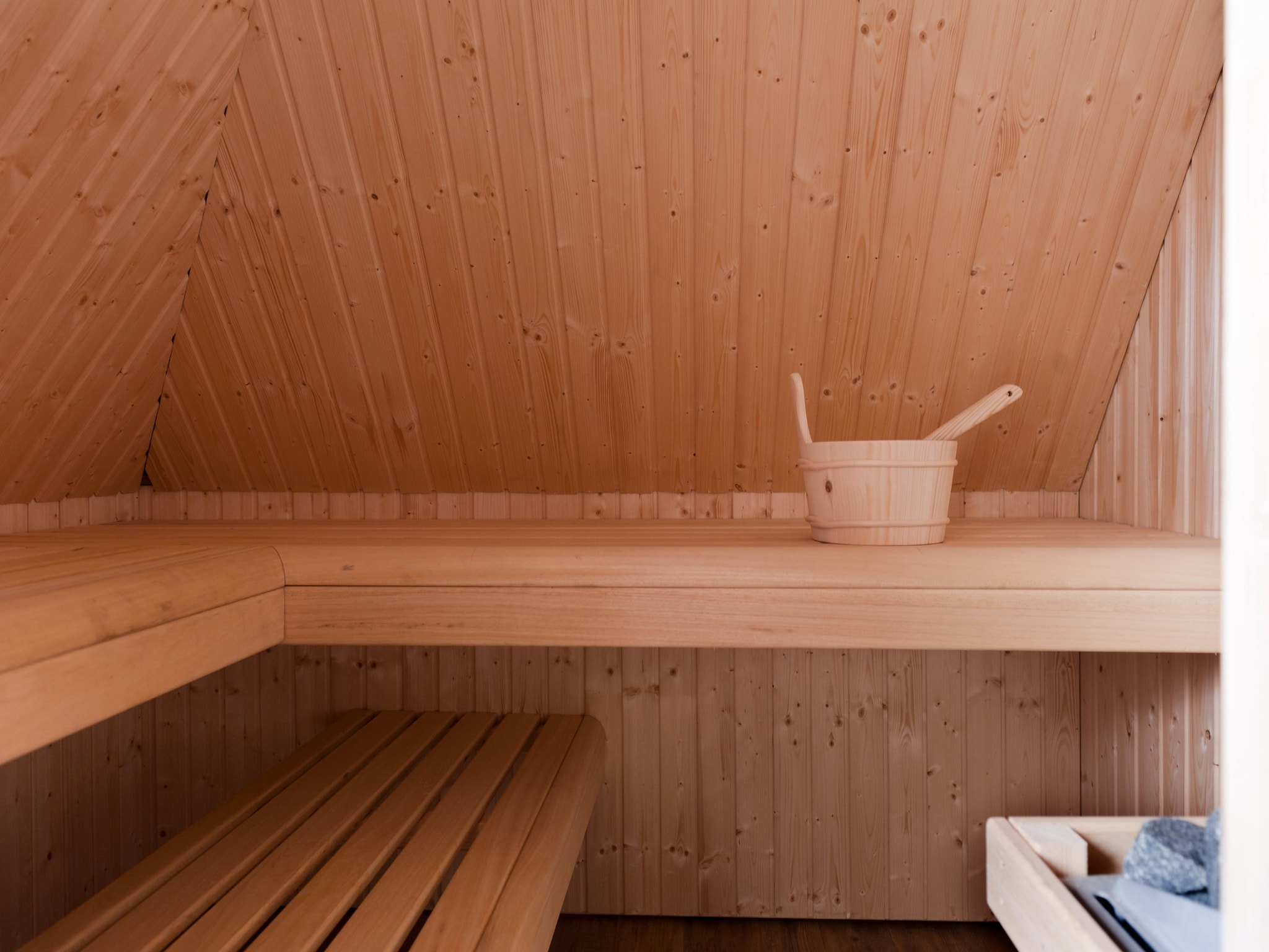   Wiid Wellness de luxe met sauna & buitenspa