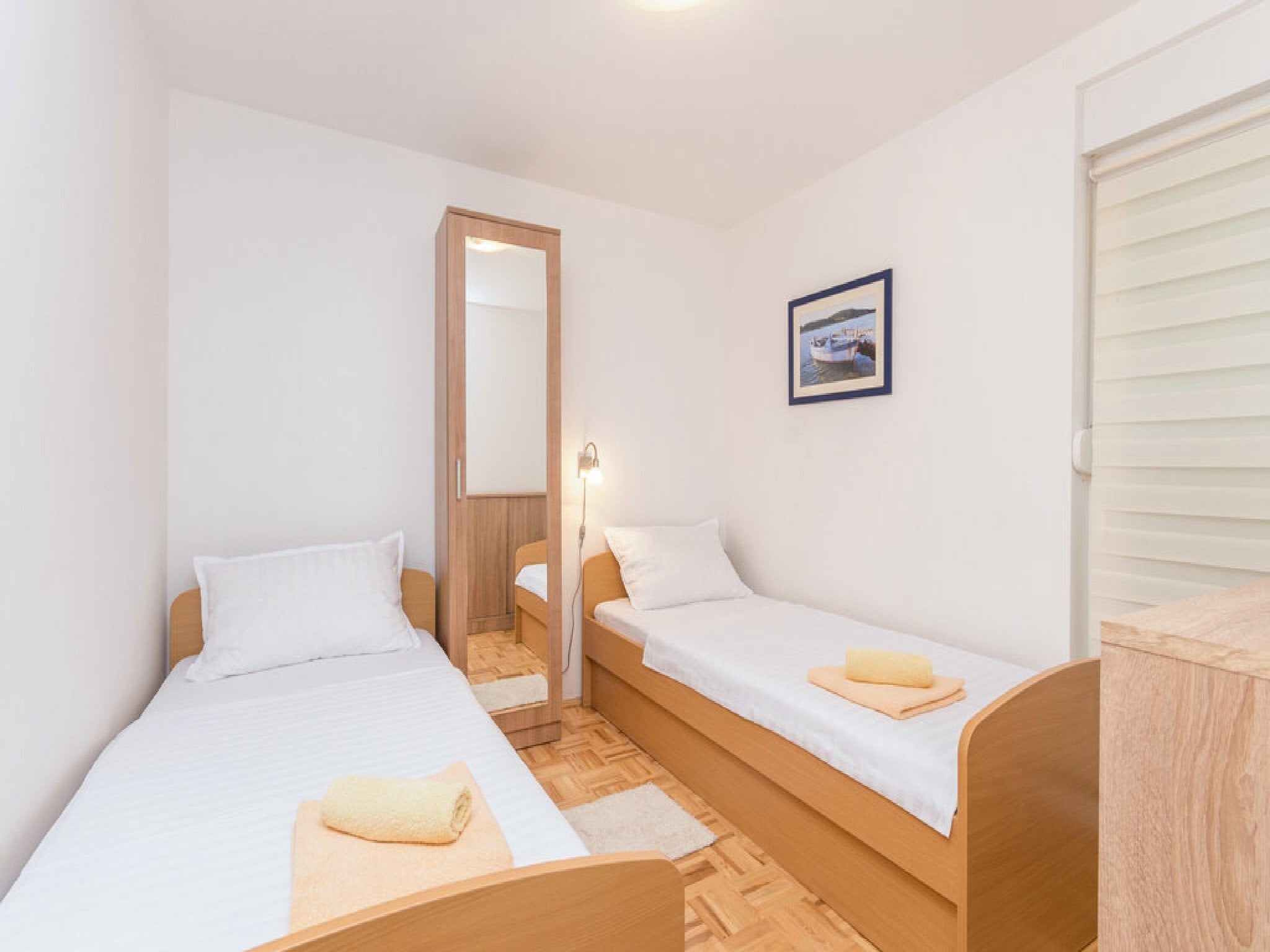 Apartmá Apartments Lilly - Two Bedroom Apartment with Terr