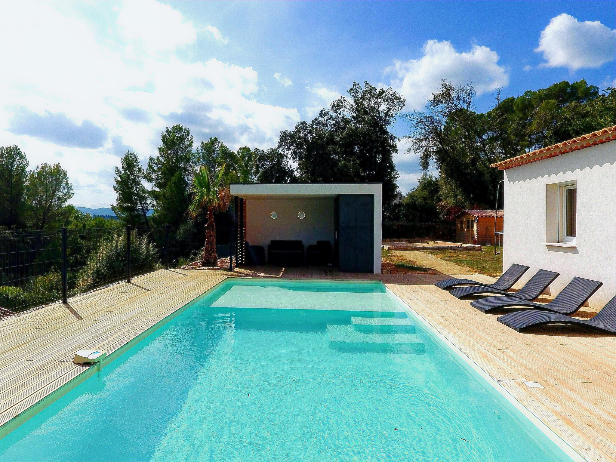   Villa Monnet