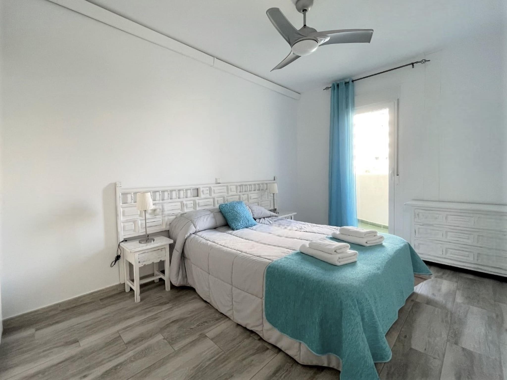 Lejlighed Apartamento con terraza y vistas a playa Benalm