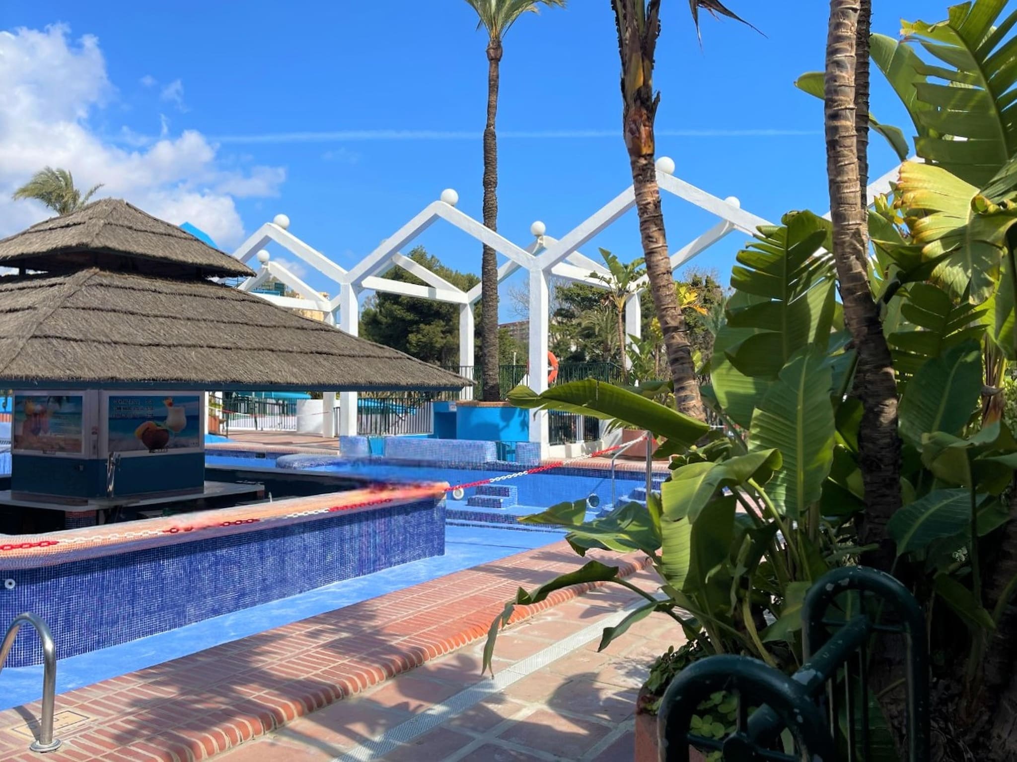 Lejlighed Apartamento con terraza y vistas a playa Benalm