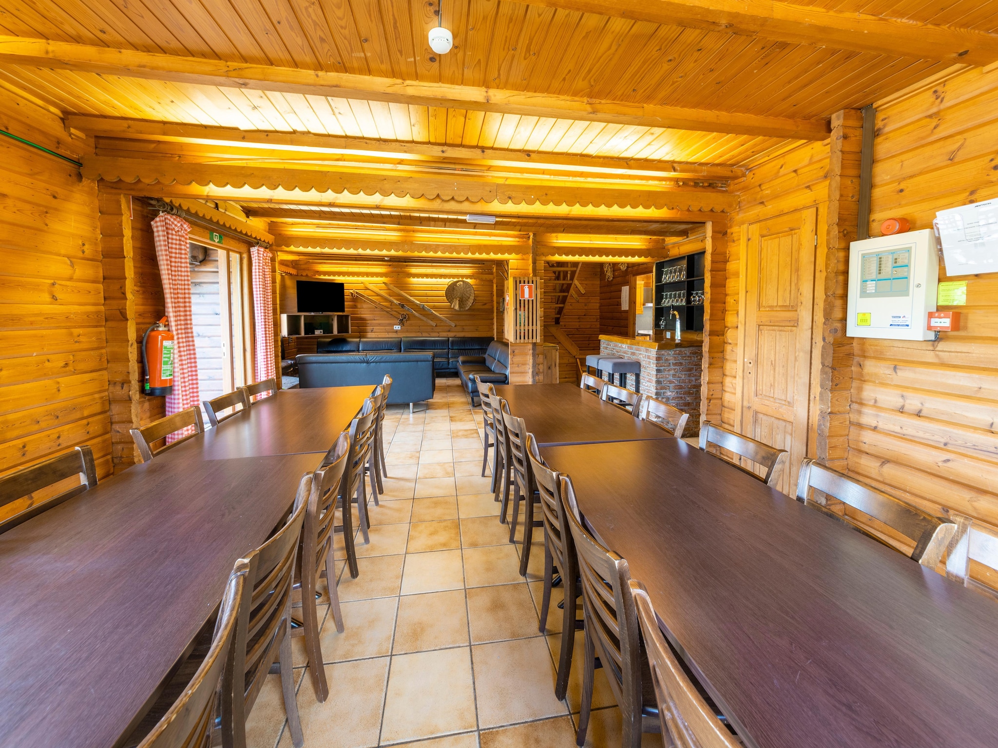   Chalet Suisse
