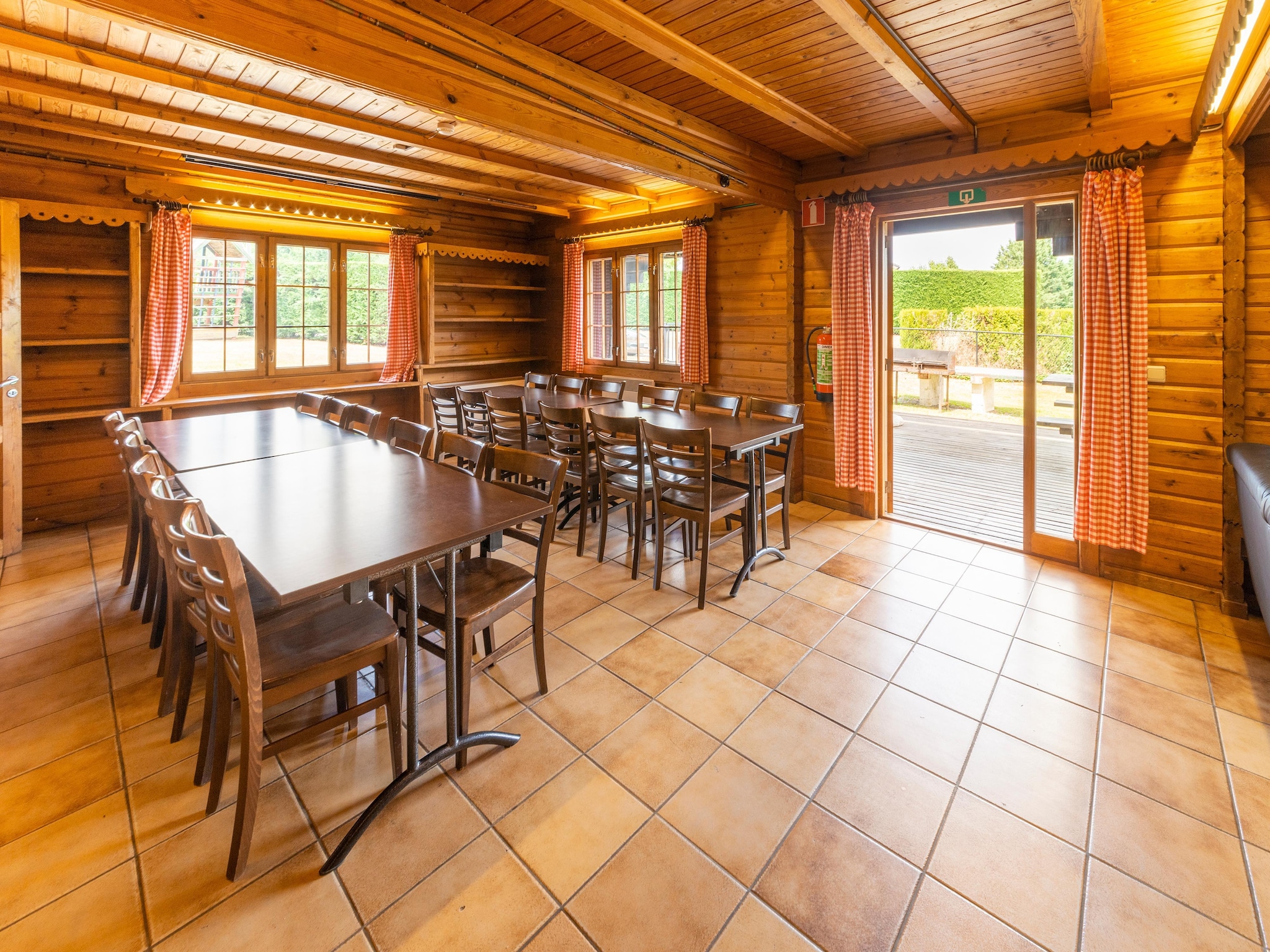   Chalet Suisse