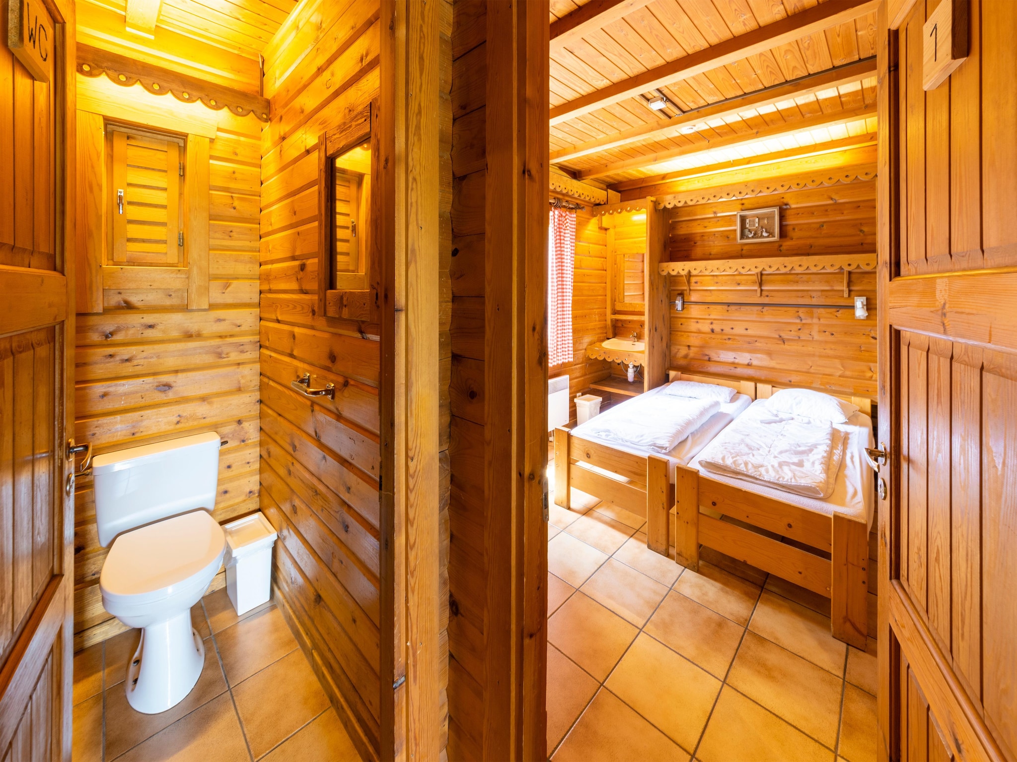   Chalet Suisse