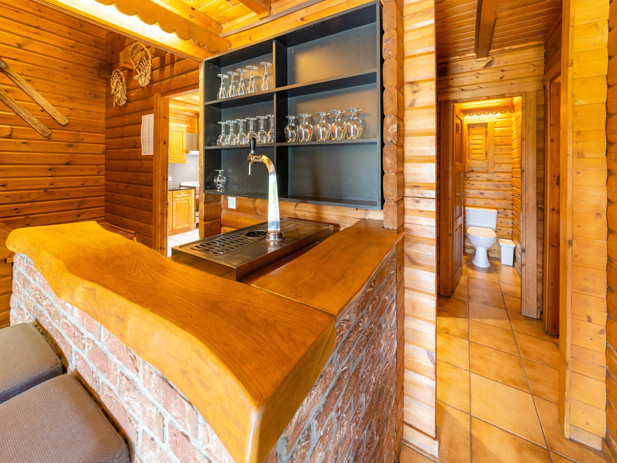   Chalet Suisse