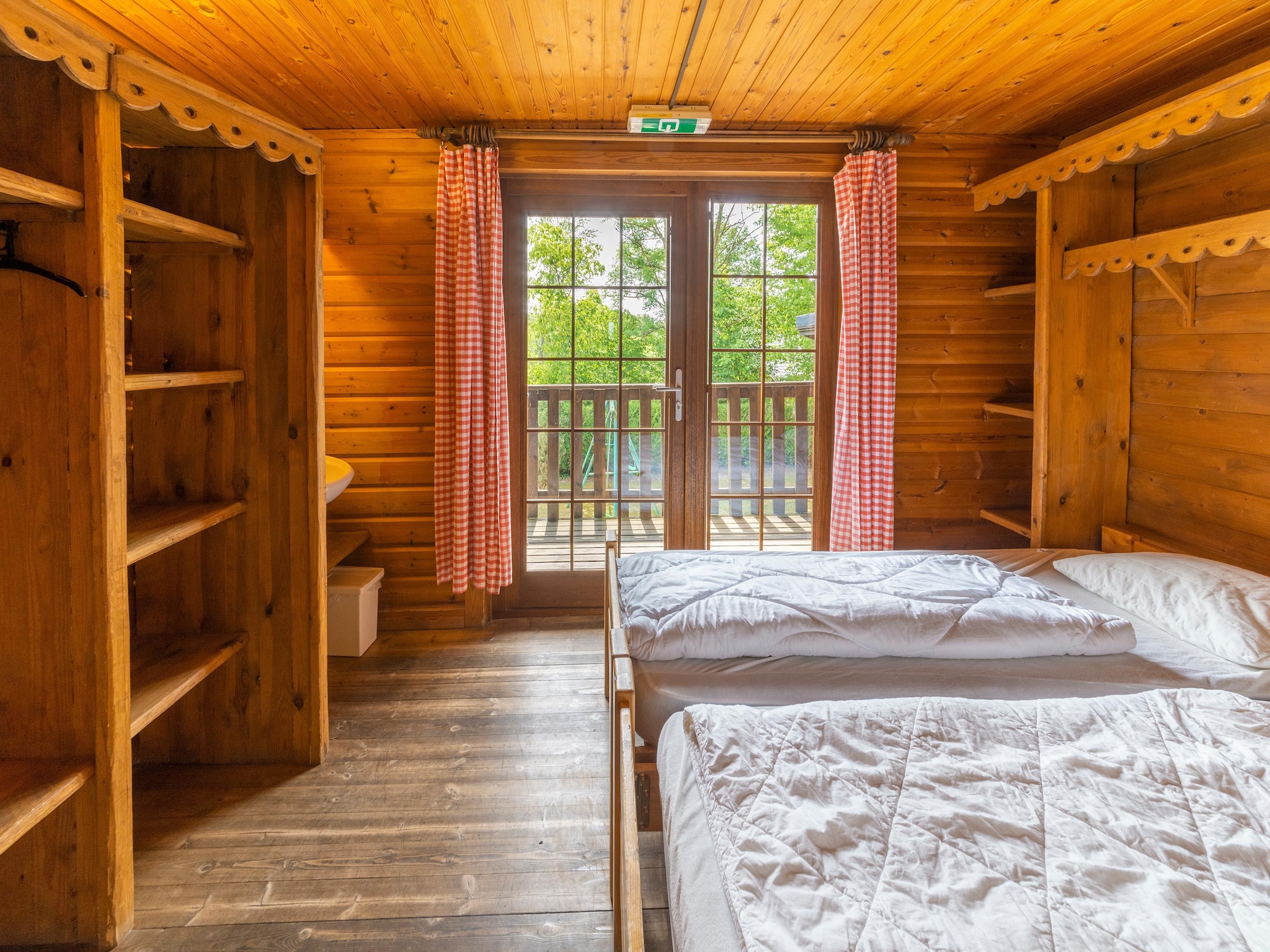   Chalet Suisse