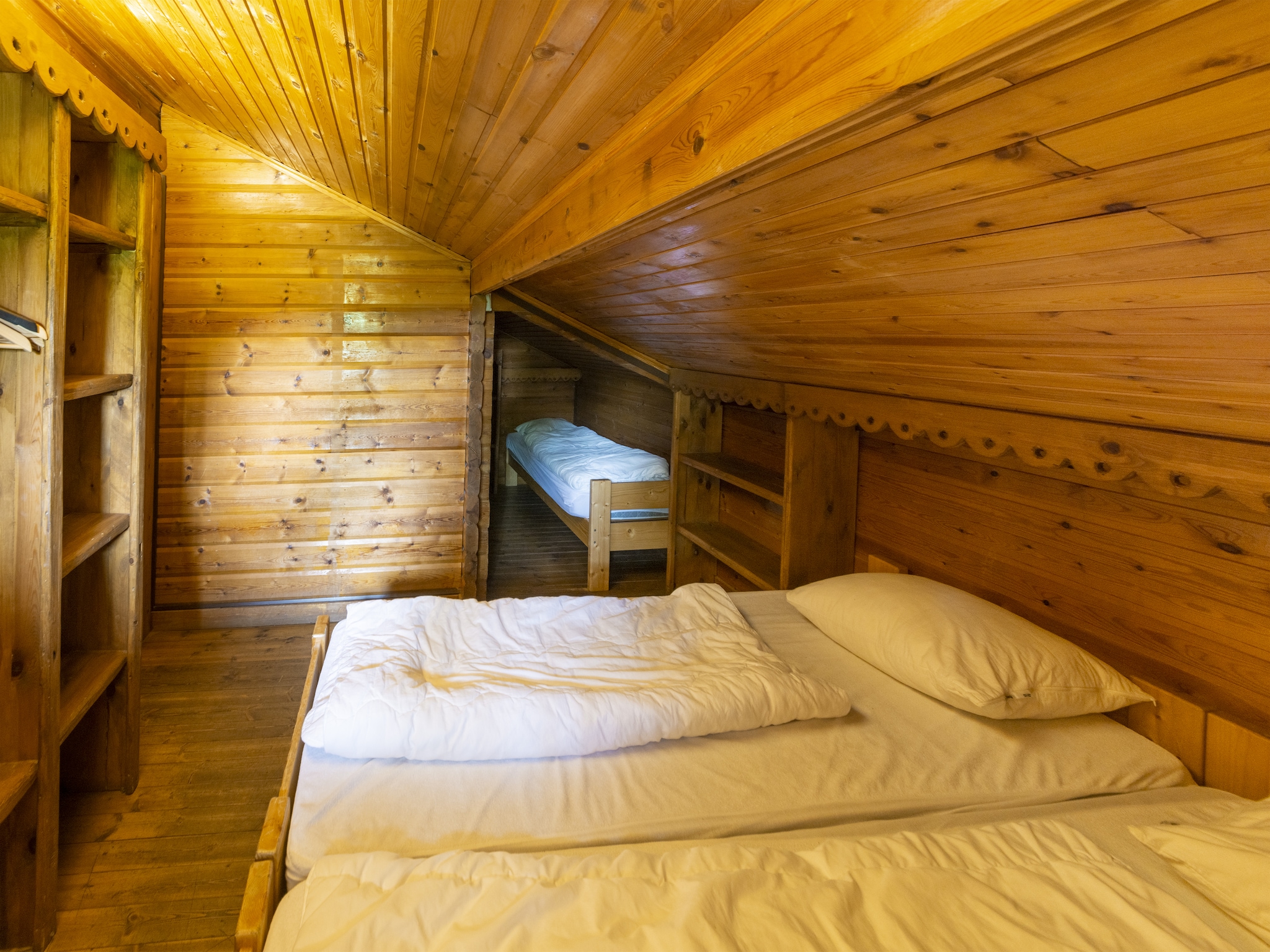   Chalet Suisse
