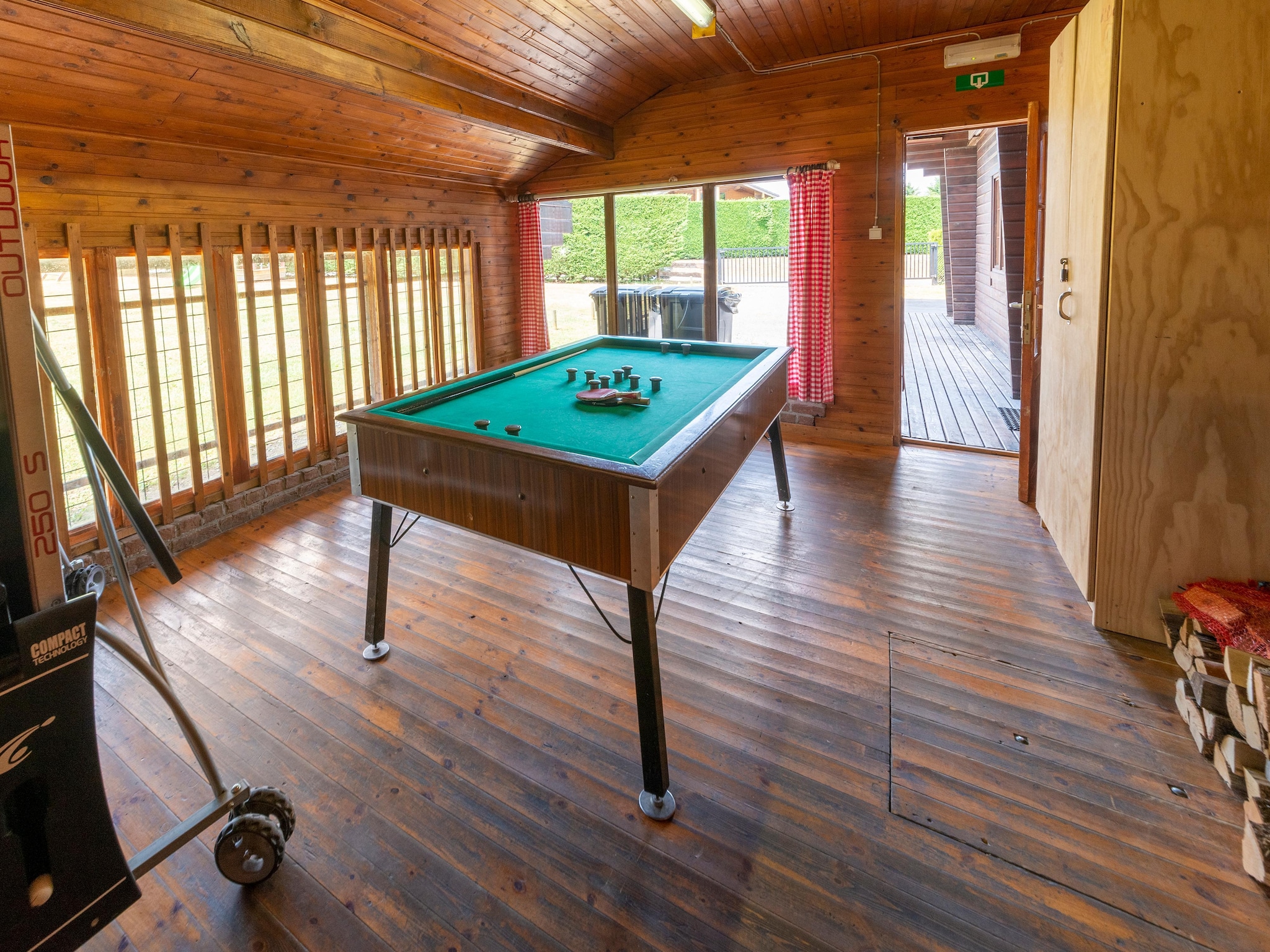   Chalet Suisse