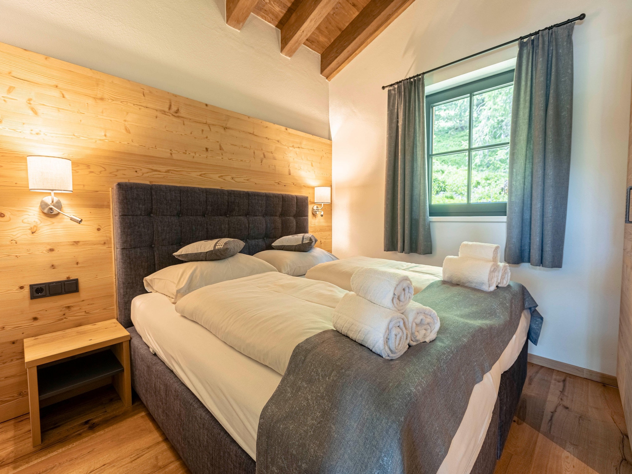   Turrach Lodges 1