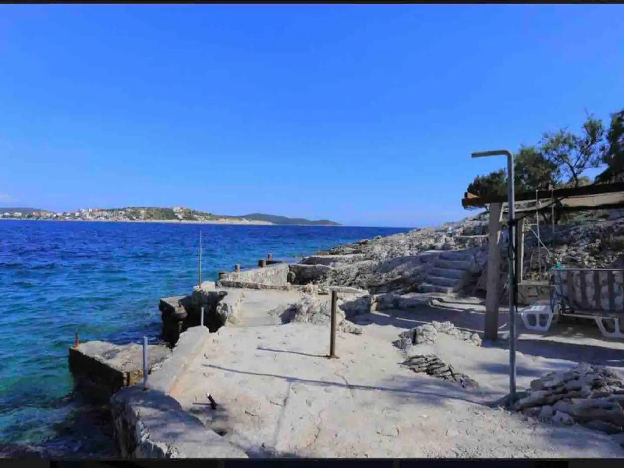   Seafront House Antonia - Two Bedroom Holiday Home