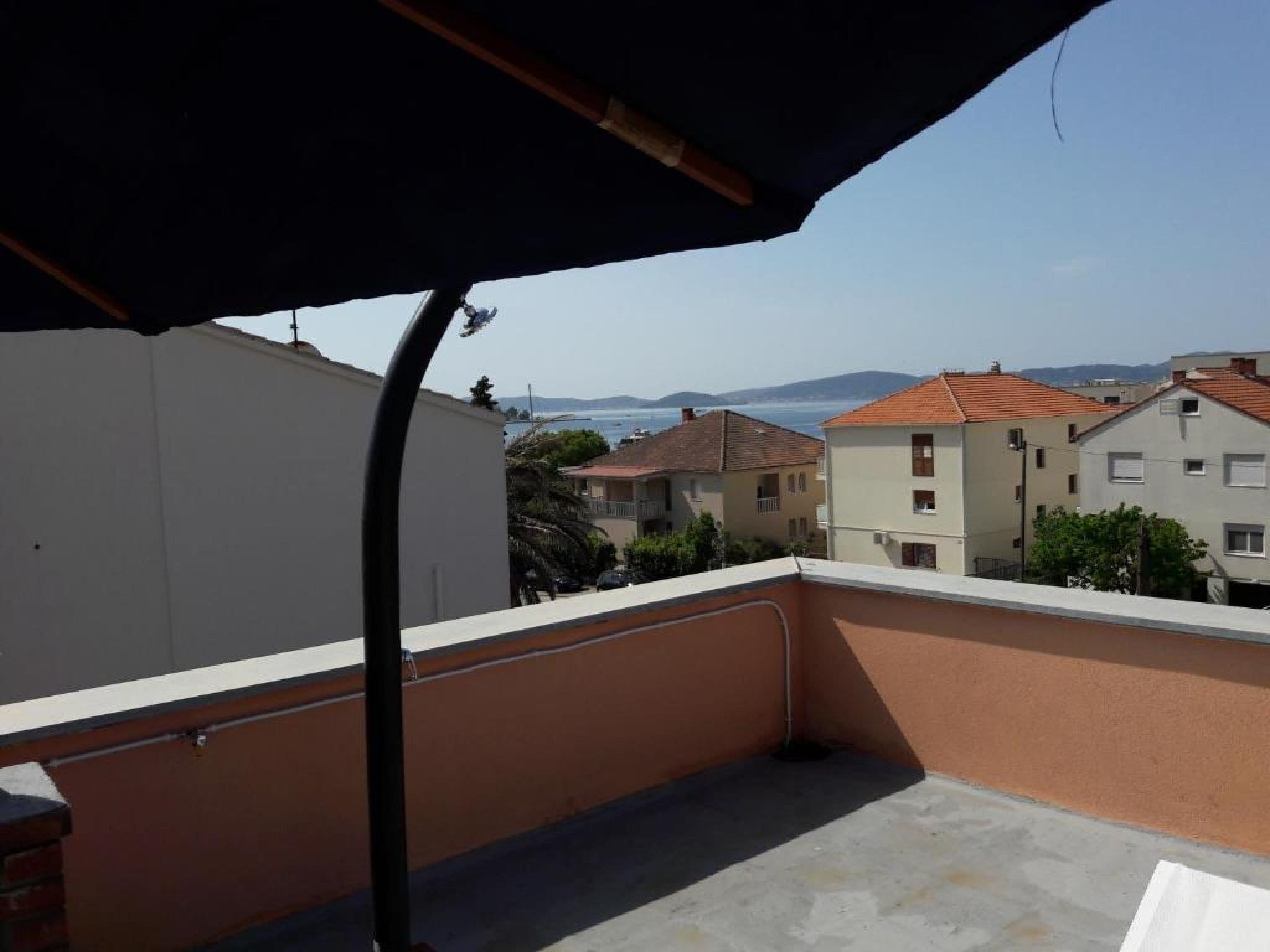 Apartmá Apartments Amalia - Two Bedroom Apartment with Roo