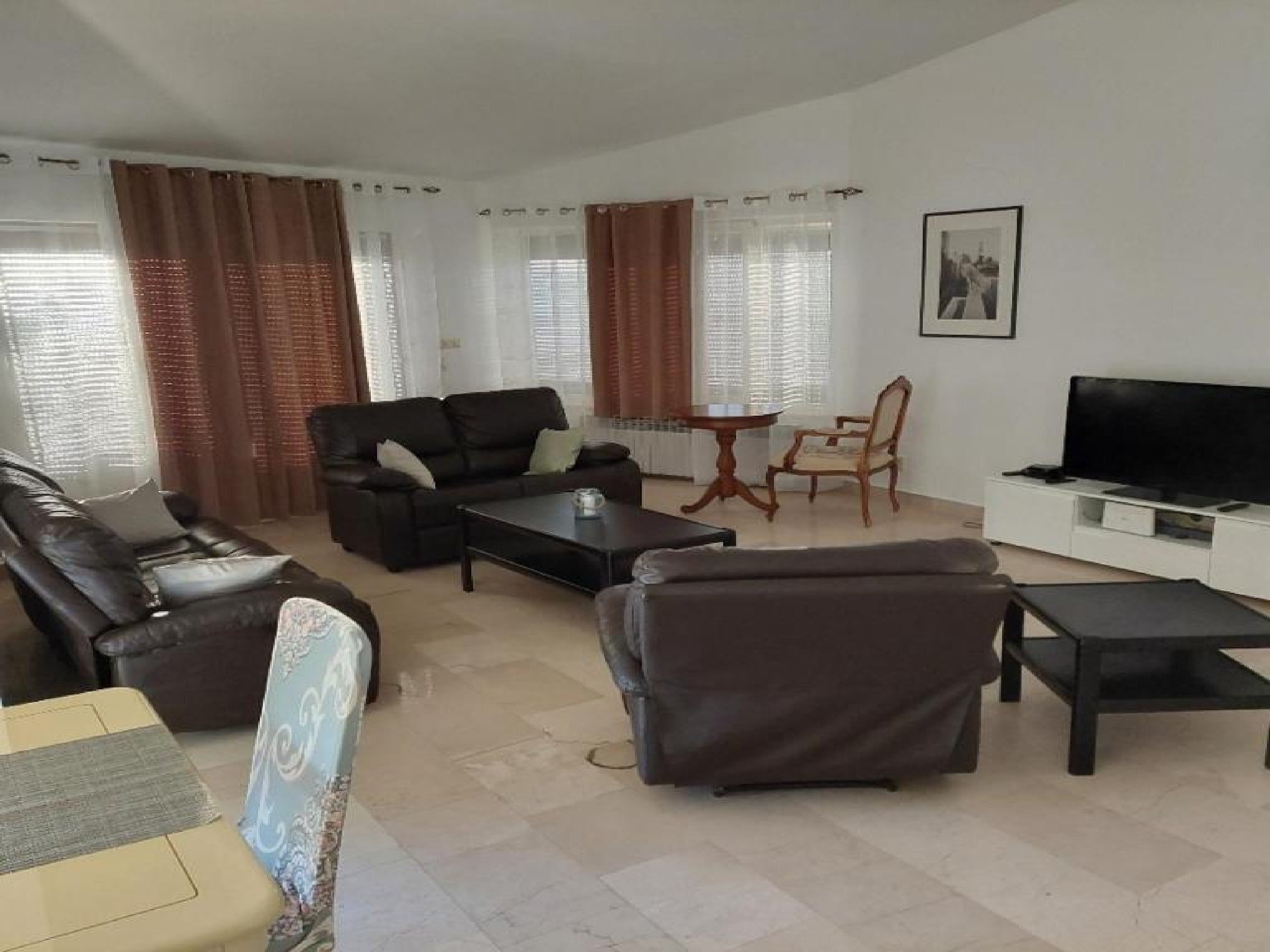 Apartmá Apartments Kozino - Three Bedroom Apartment with T