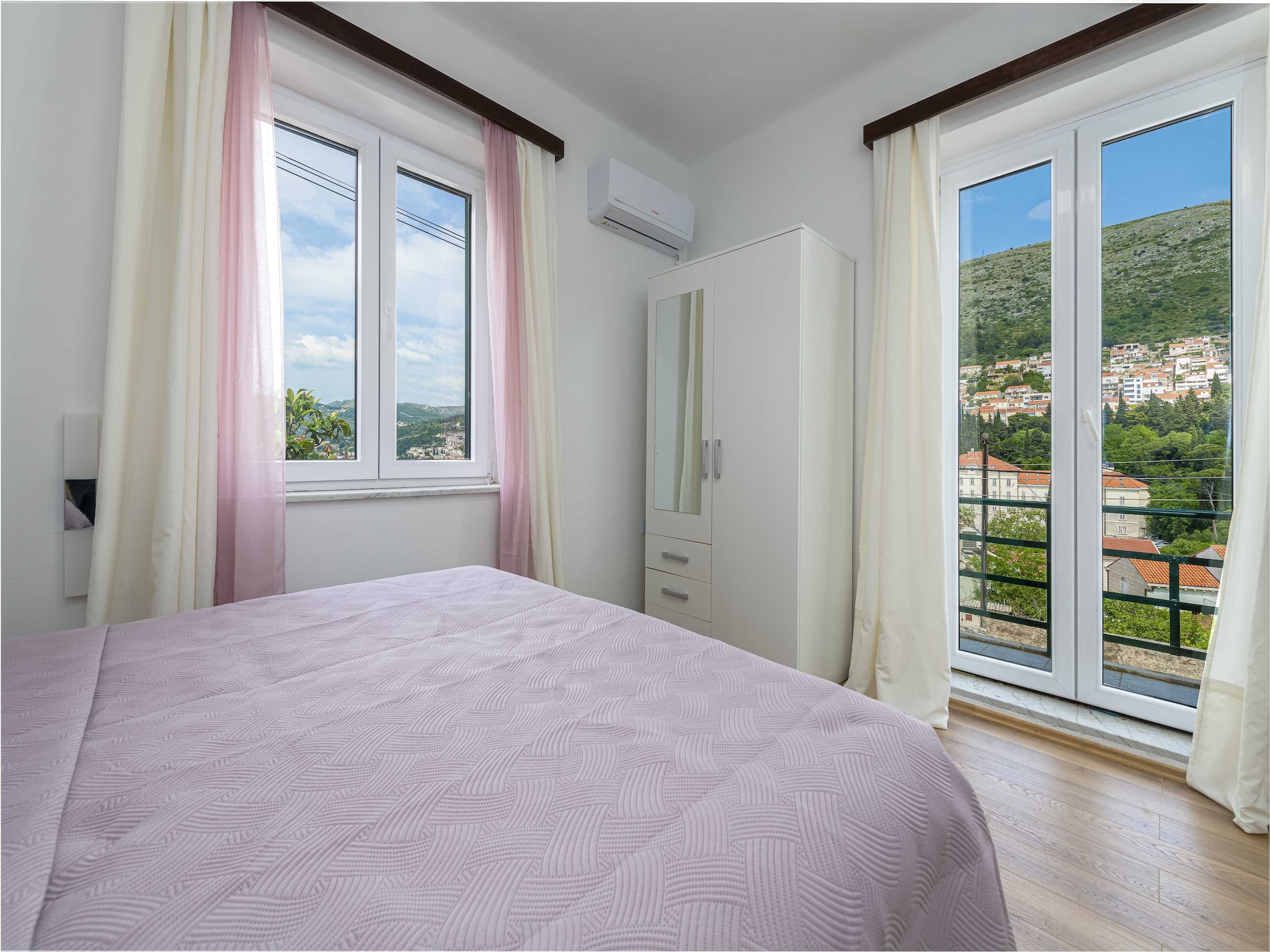 Apartmá Apartment Iva - One Bedroom Apartment with Balcony