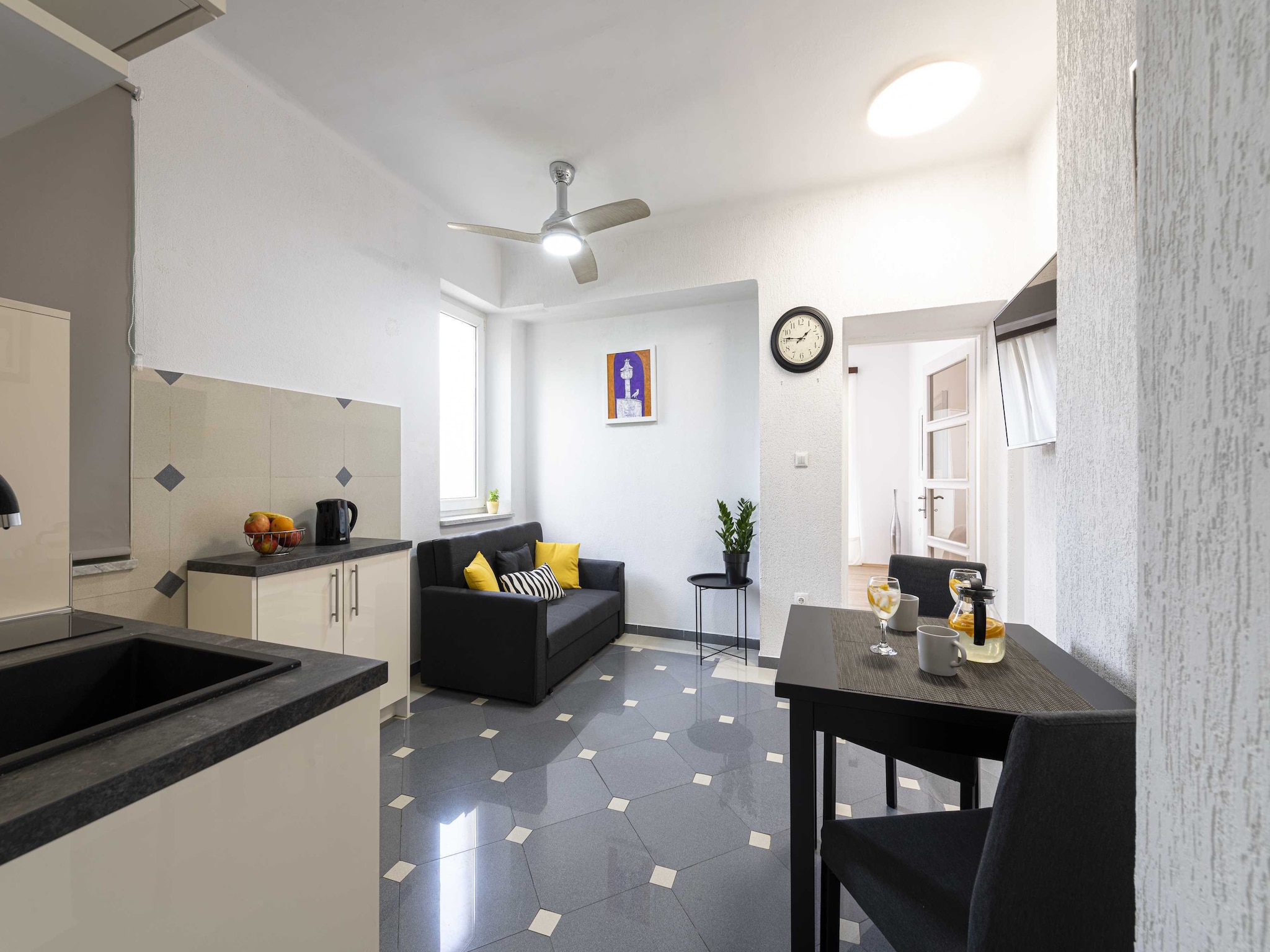 Apartmá Apartment Iva - One Bedroom Apartment with Balcony
