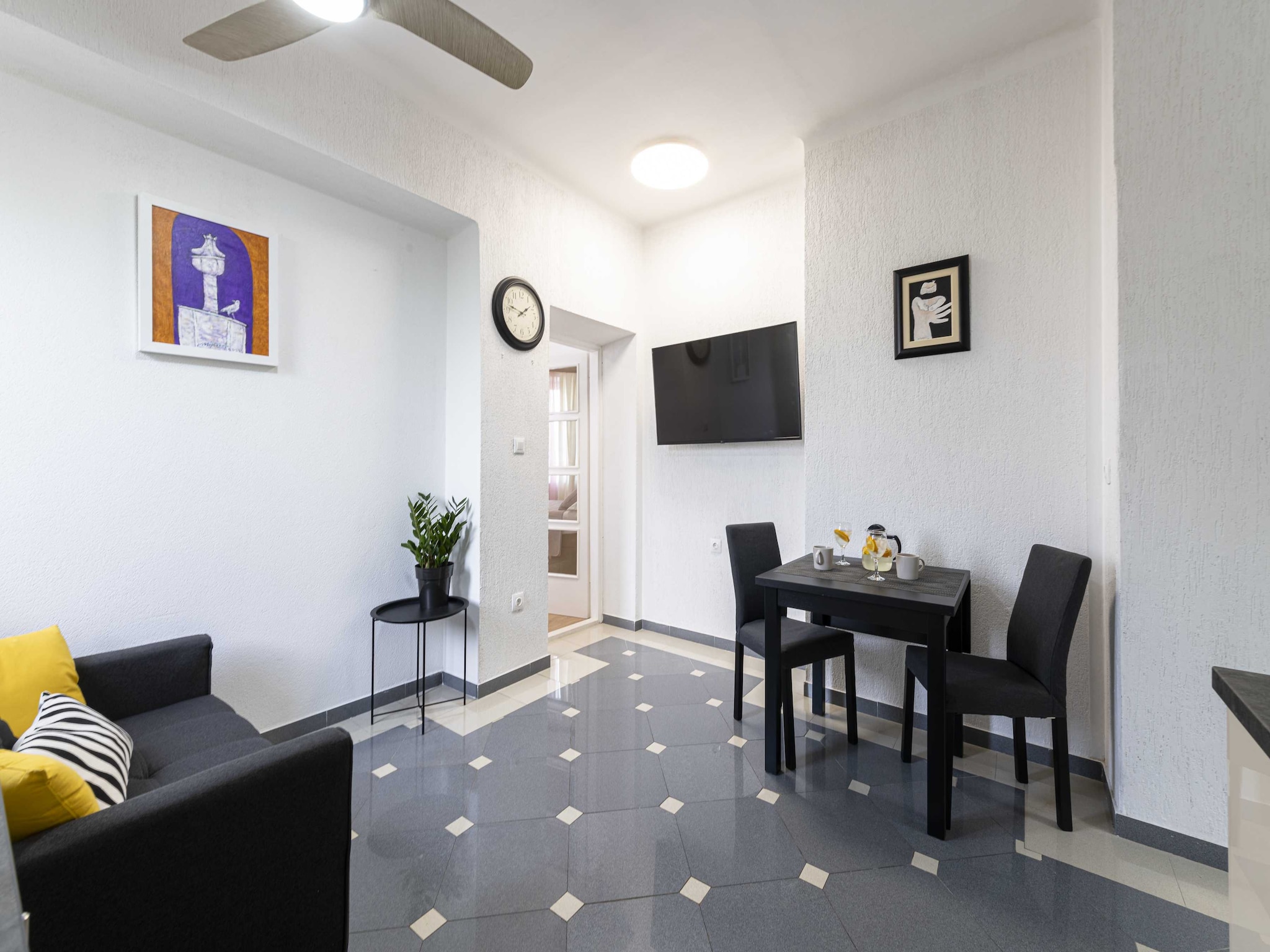 Apartmá Apartment Iva - One Bedroom Apartment with Balcony