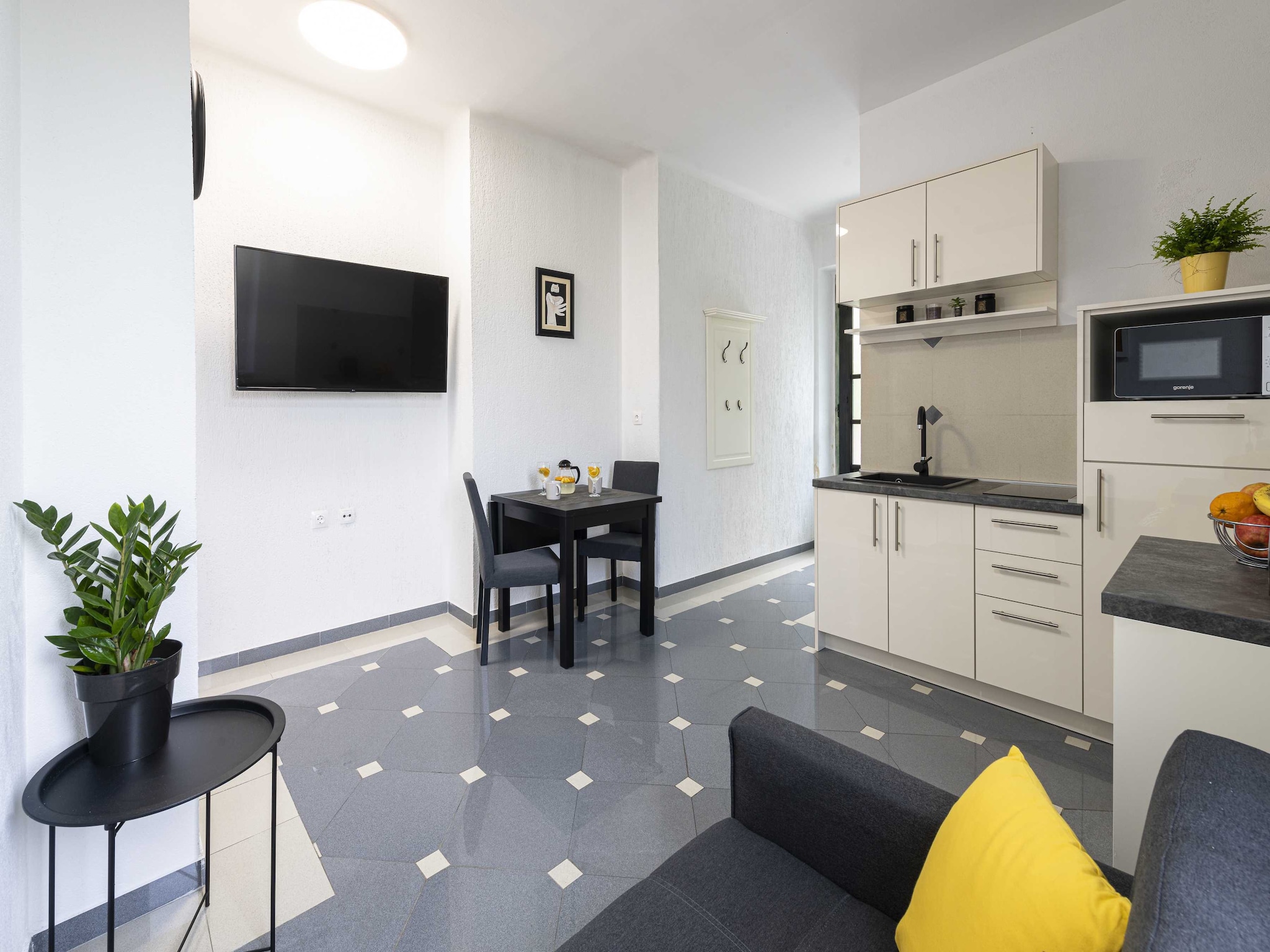 Apartmá Apartment Iva - One Bedroom Apartment with Balcony