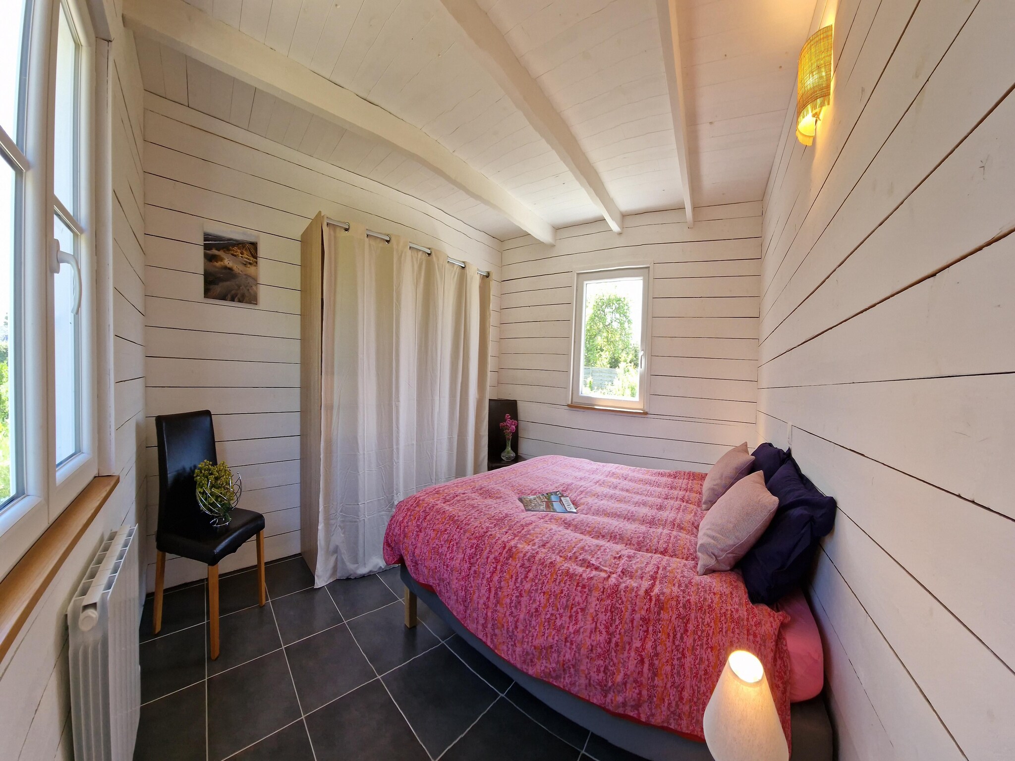   Holiday home with terrace and garden in Locquirec