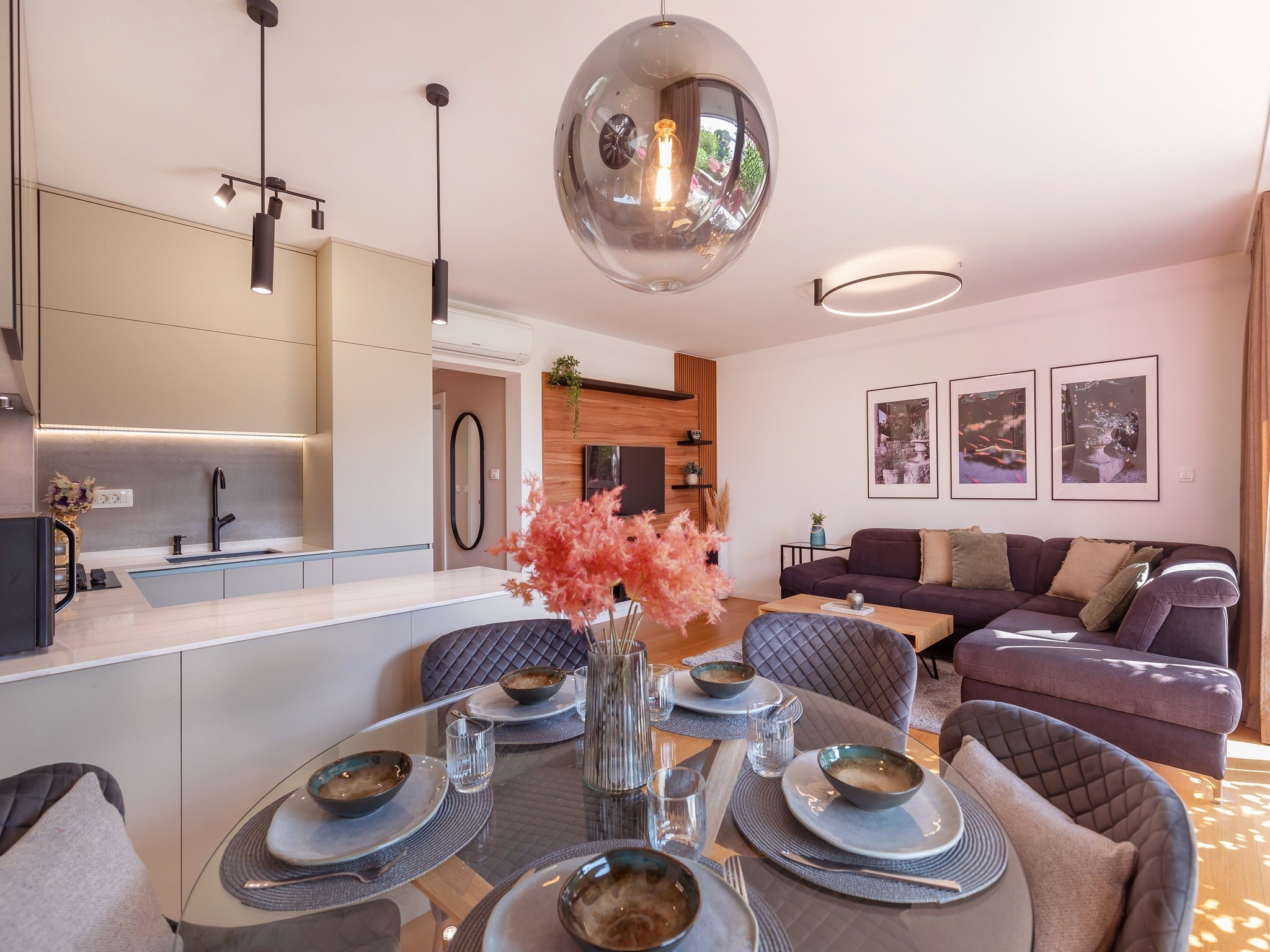 Apartmá Apartment Floramye  - Three Bedroom Apartment with
